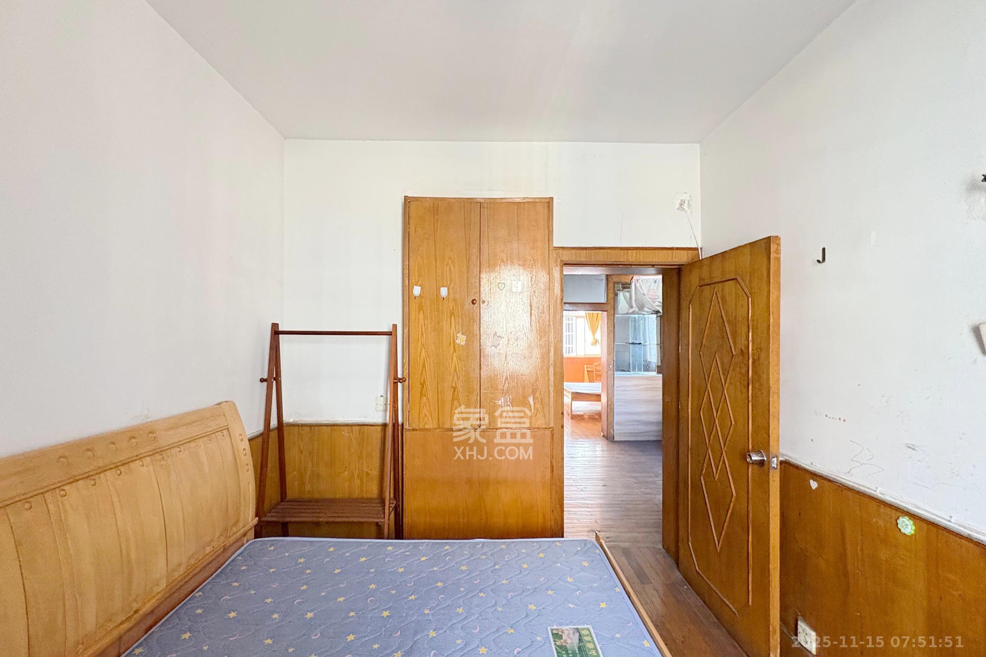 茅亭子  2室1厅1卫    1800.0元/月室内图