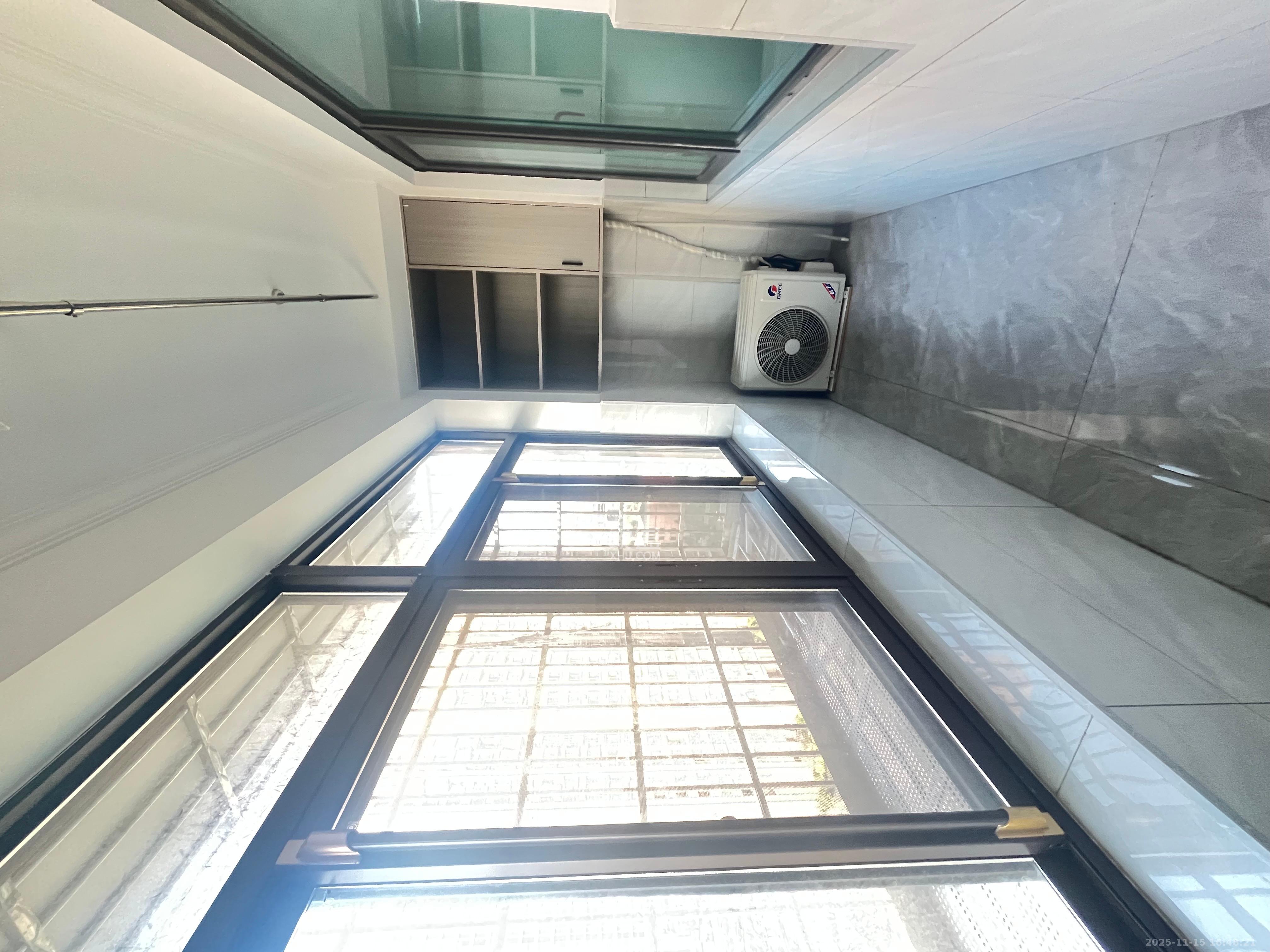 东宜新园 4室2厅2卫 2900.0元/月 东宜新园 4室2厅2卫 2900.0元/月室内图