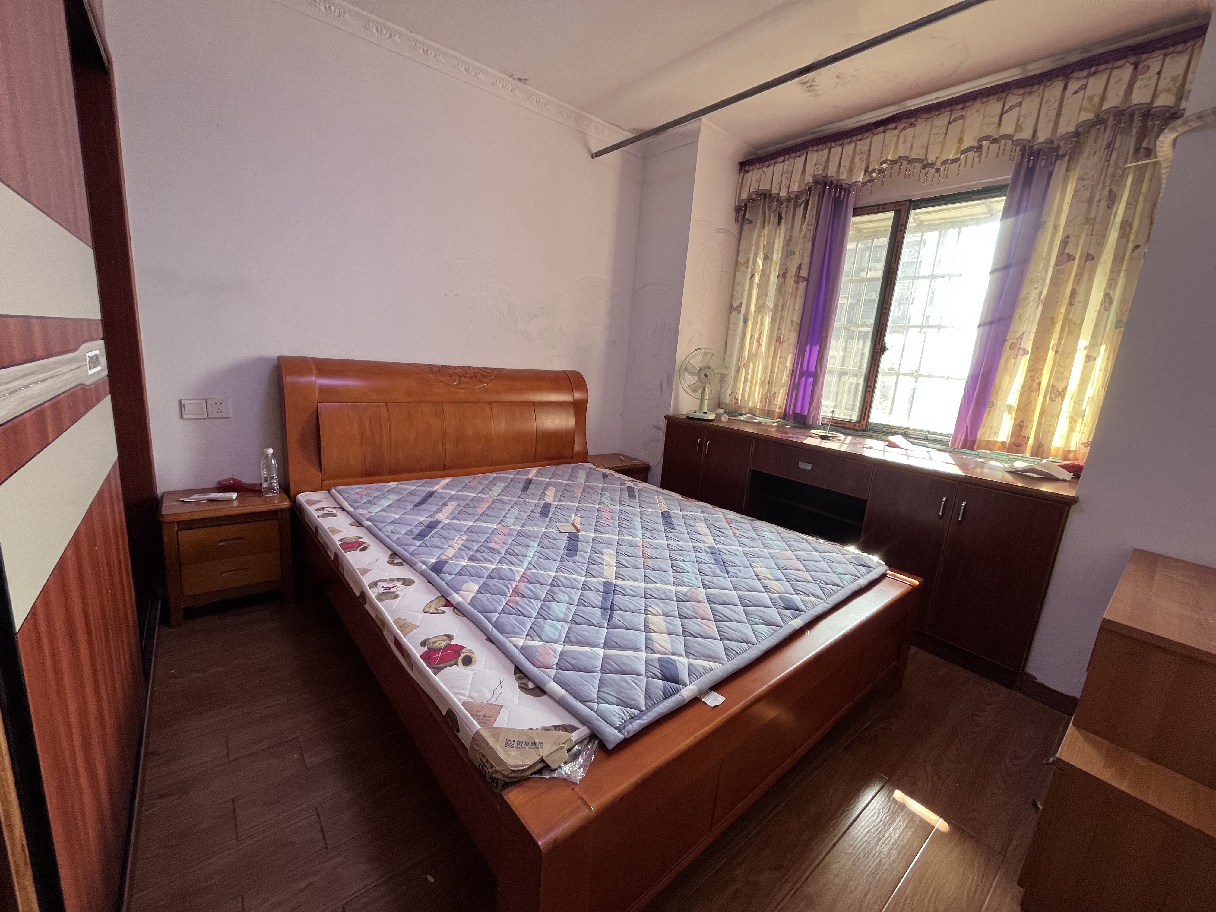 桥头家苑一期  2室2厅1卫    1600.0元/月户型图