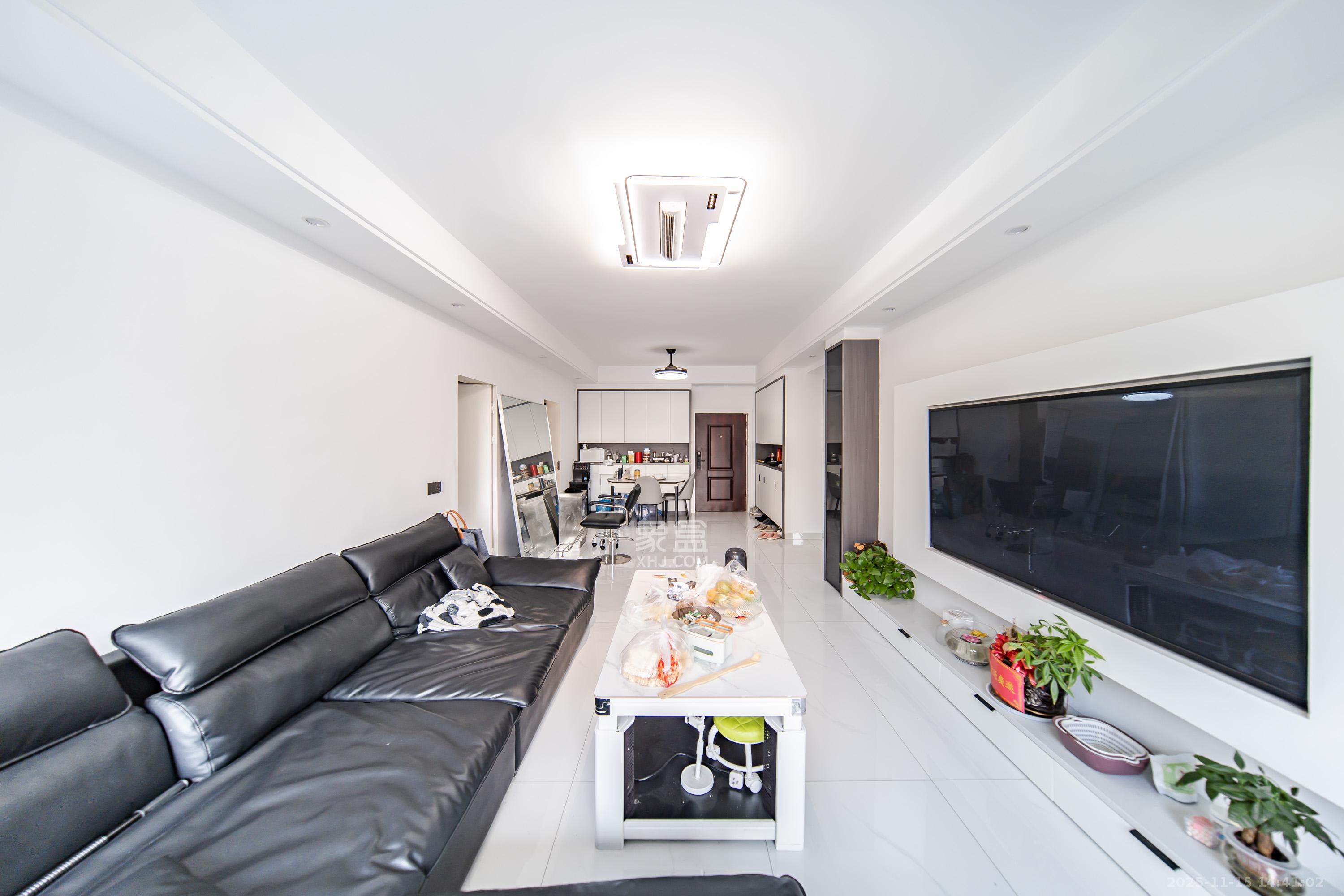 海洋半岛(月珑湾) 3室2厅2卫 112.8万 海洋半岛(月珑湾) 3室2厅2卫 112.8万客厅