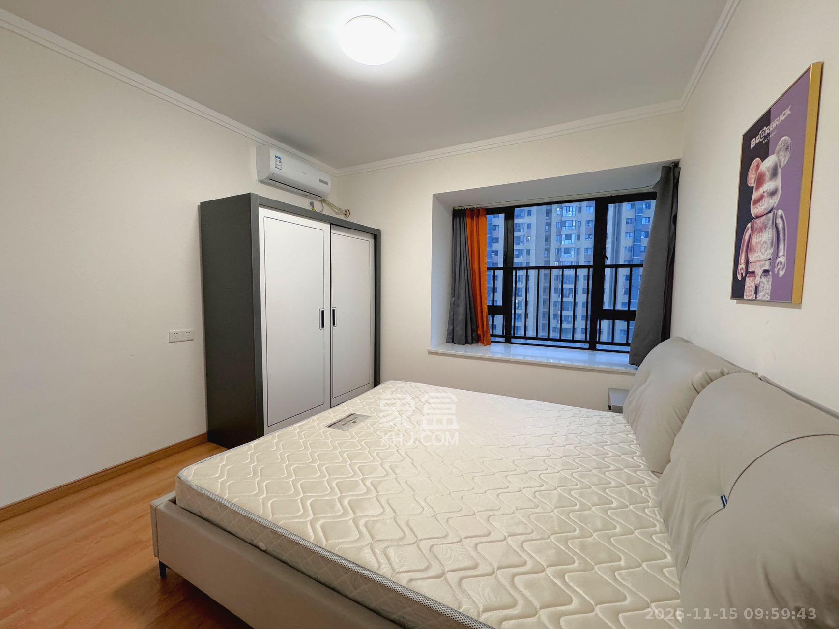 中建嘉和城  4室2厅2卫    2500.0元/月室内图