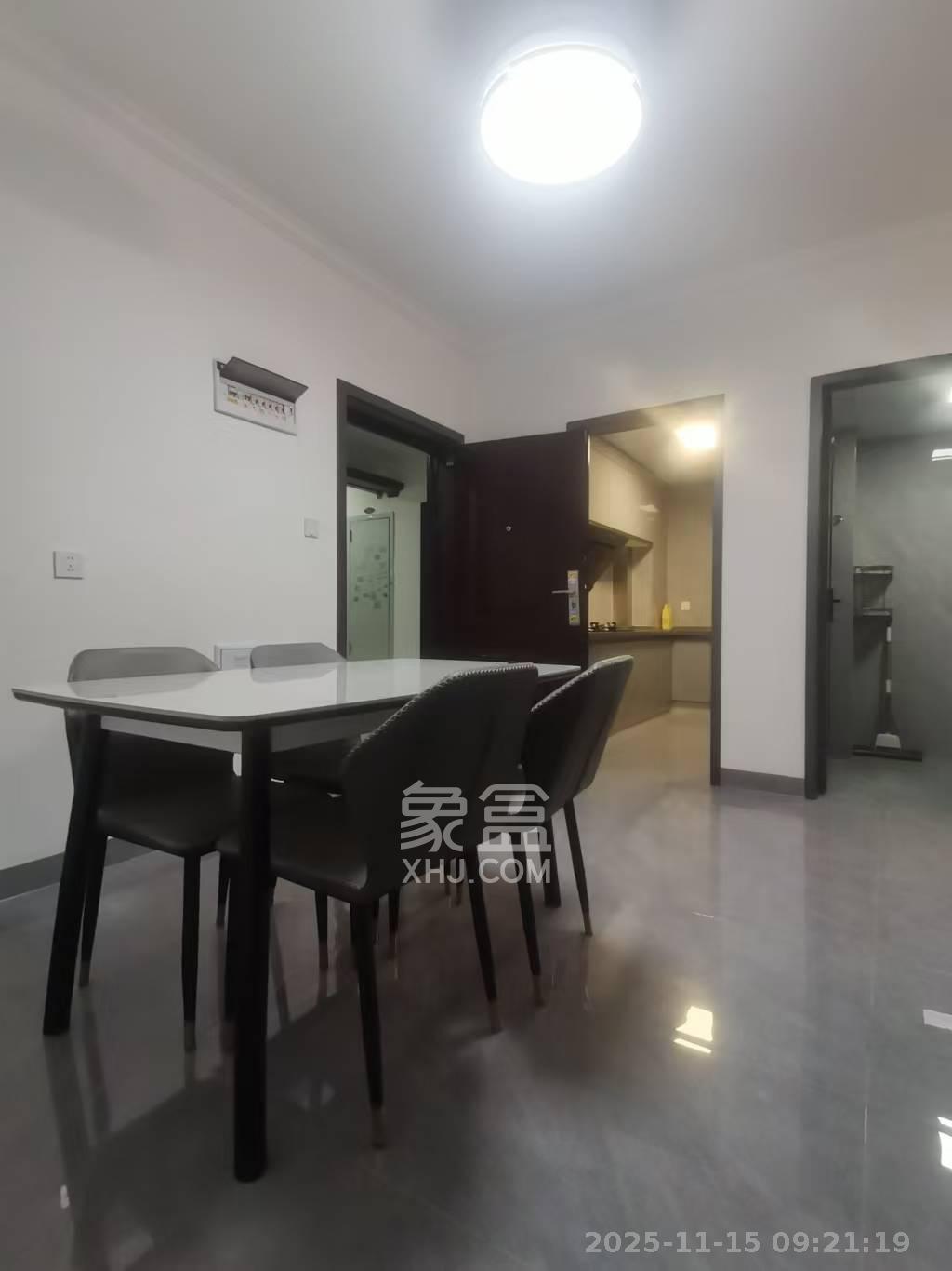 金塘家园  2室1厅1卫    2000.0元/月室内图