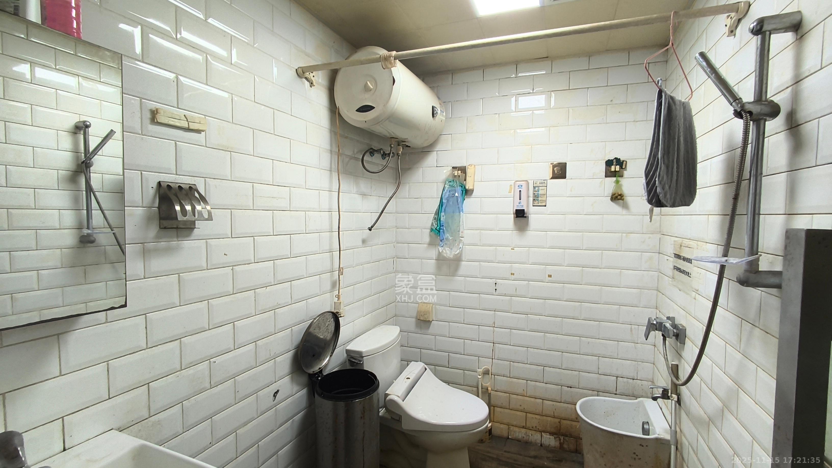 都正街散盘   240.0㎡      11500.0元/月室内图