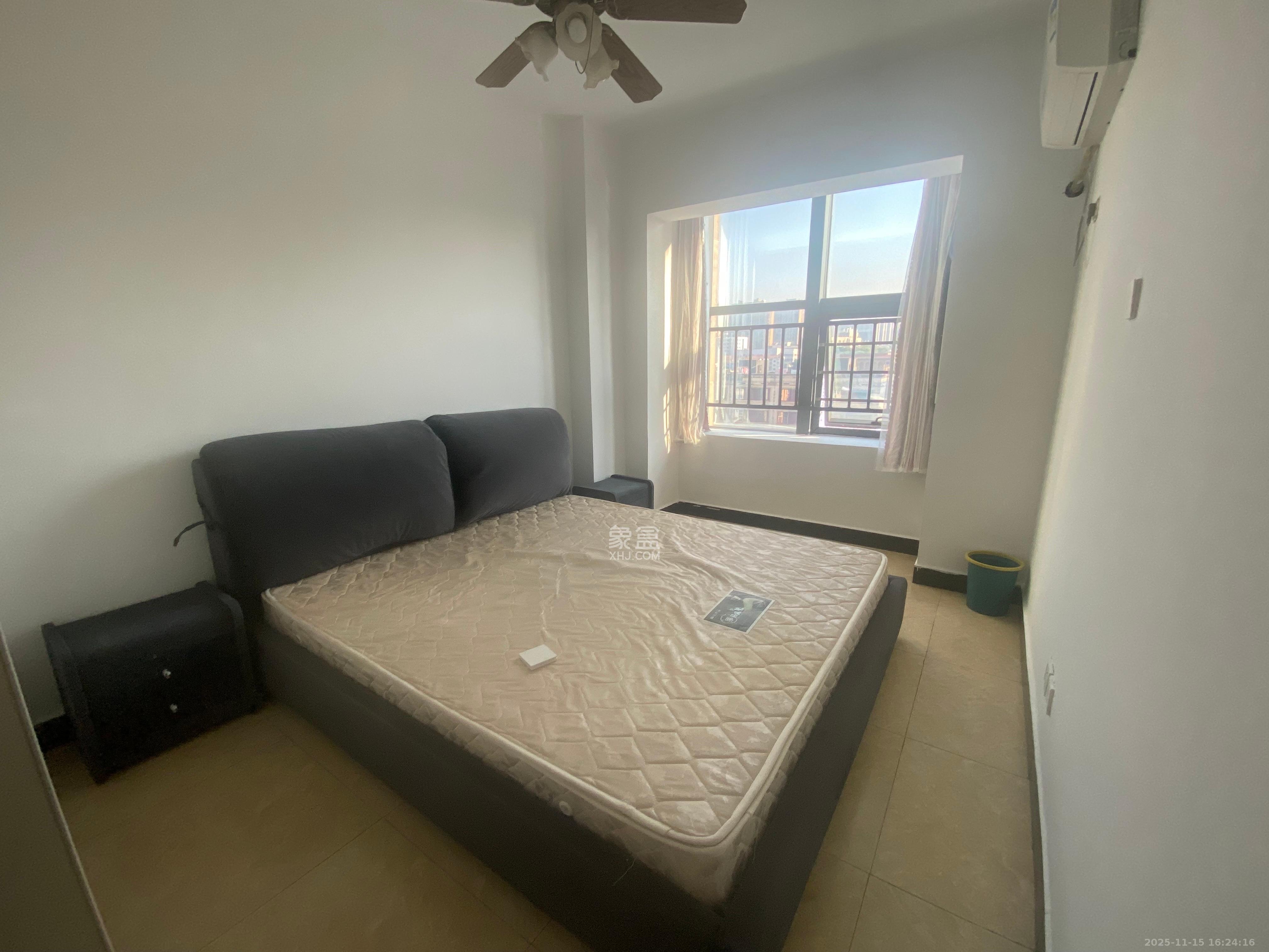 蓝湾国际广场  2室1厅1卫    2300.0元/月室内图