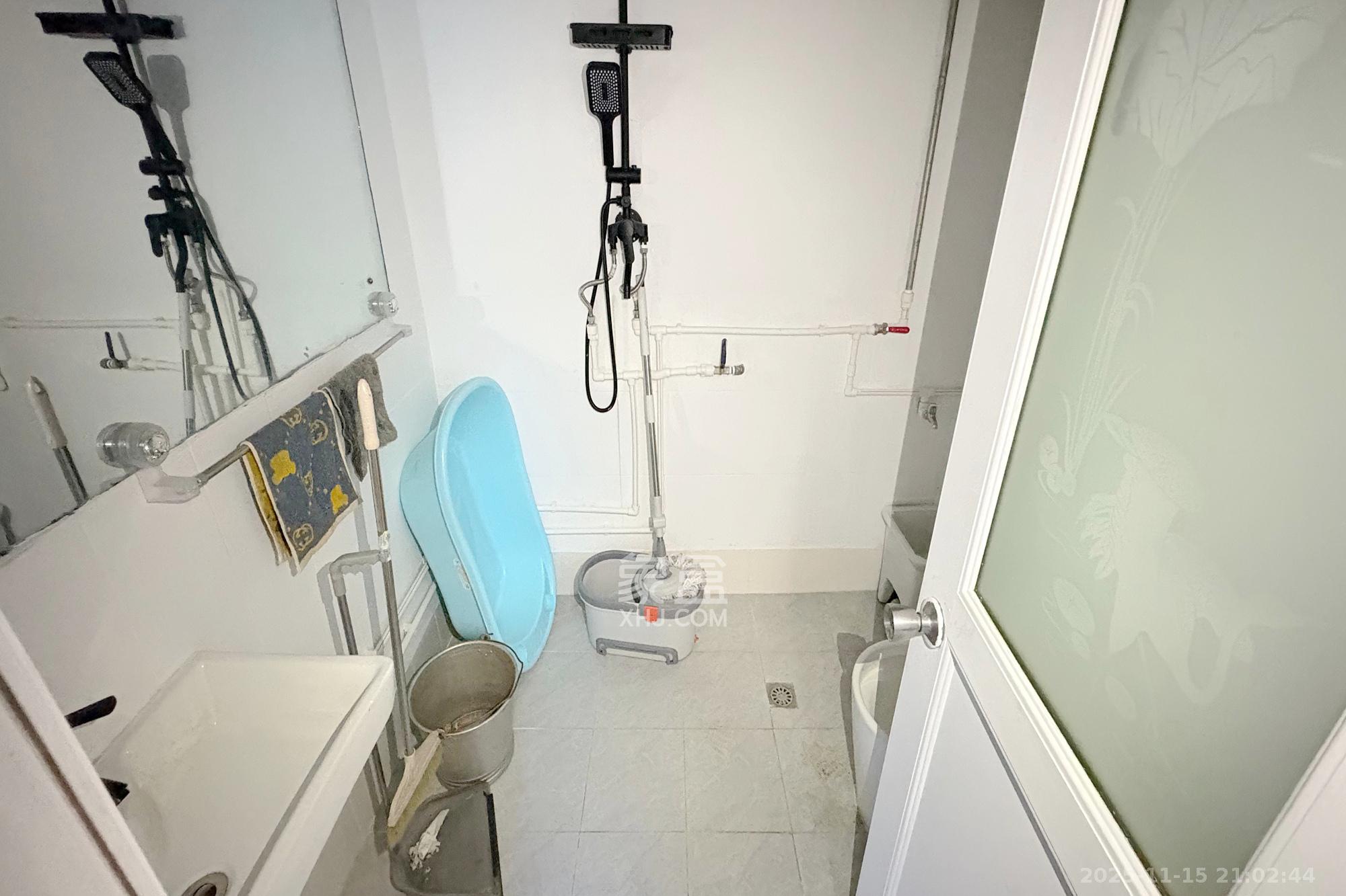 省政府五所 3室1厅1卫 100.0万 省政府五所 3室1厅1卫 100.0万卫生间