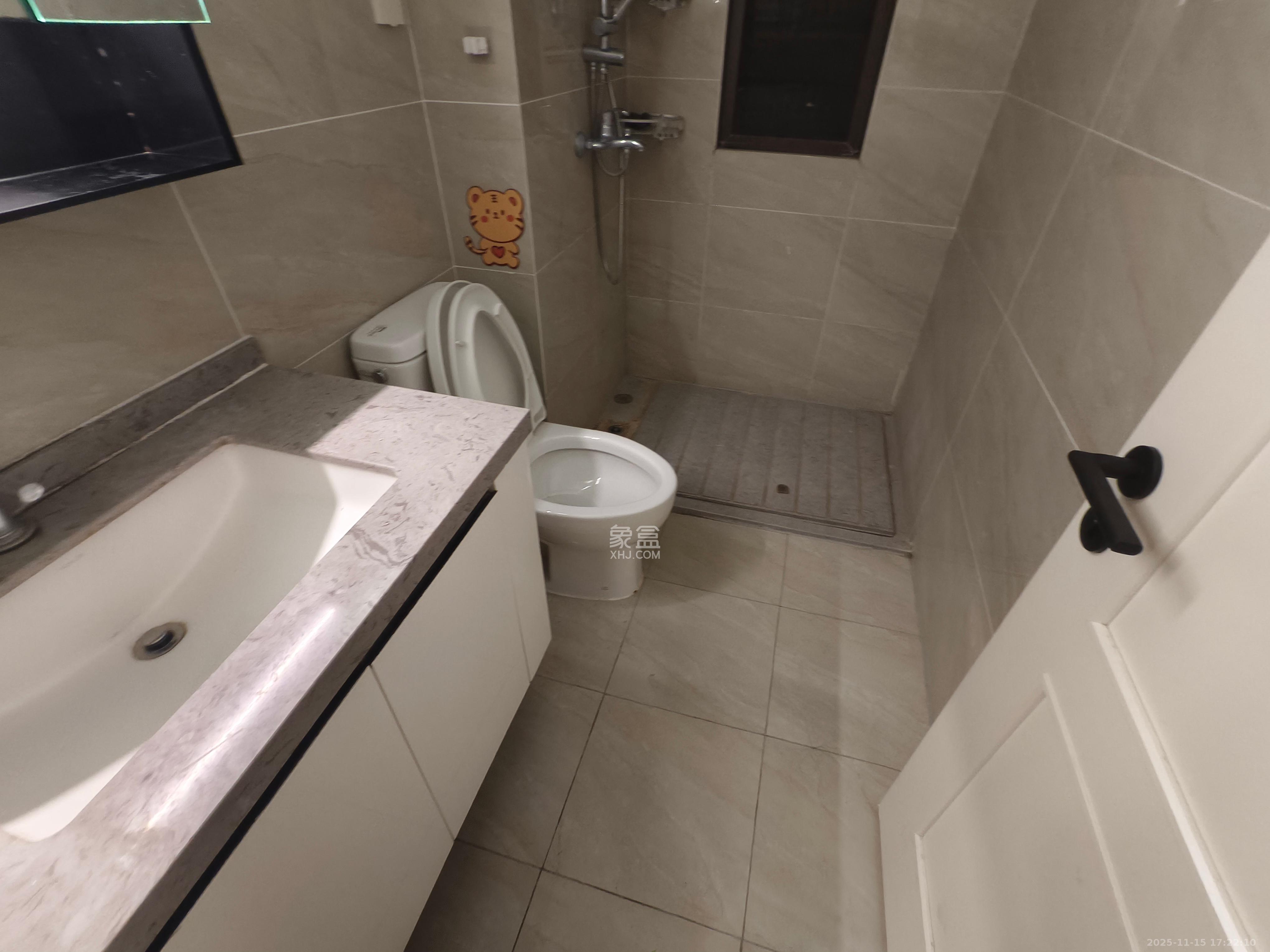 万科金色梦想C区  3室2厅1卫    3000.0元/月室内图