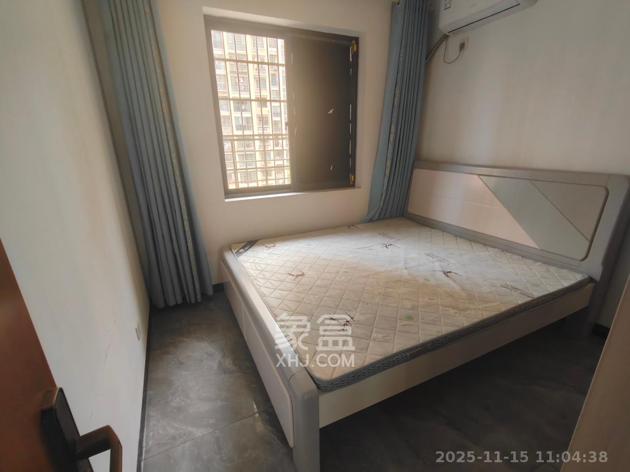 星城新宇川河苑  3室2厅2卫    2500.0元/月室内图