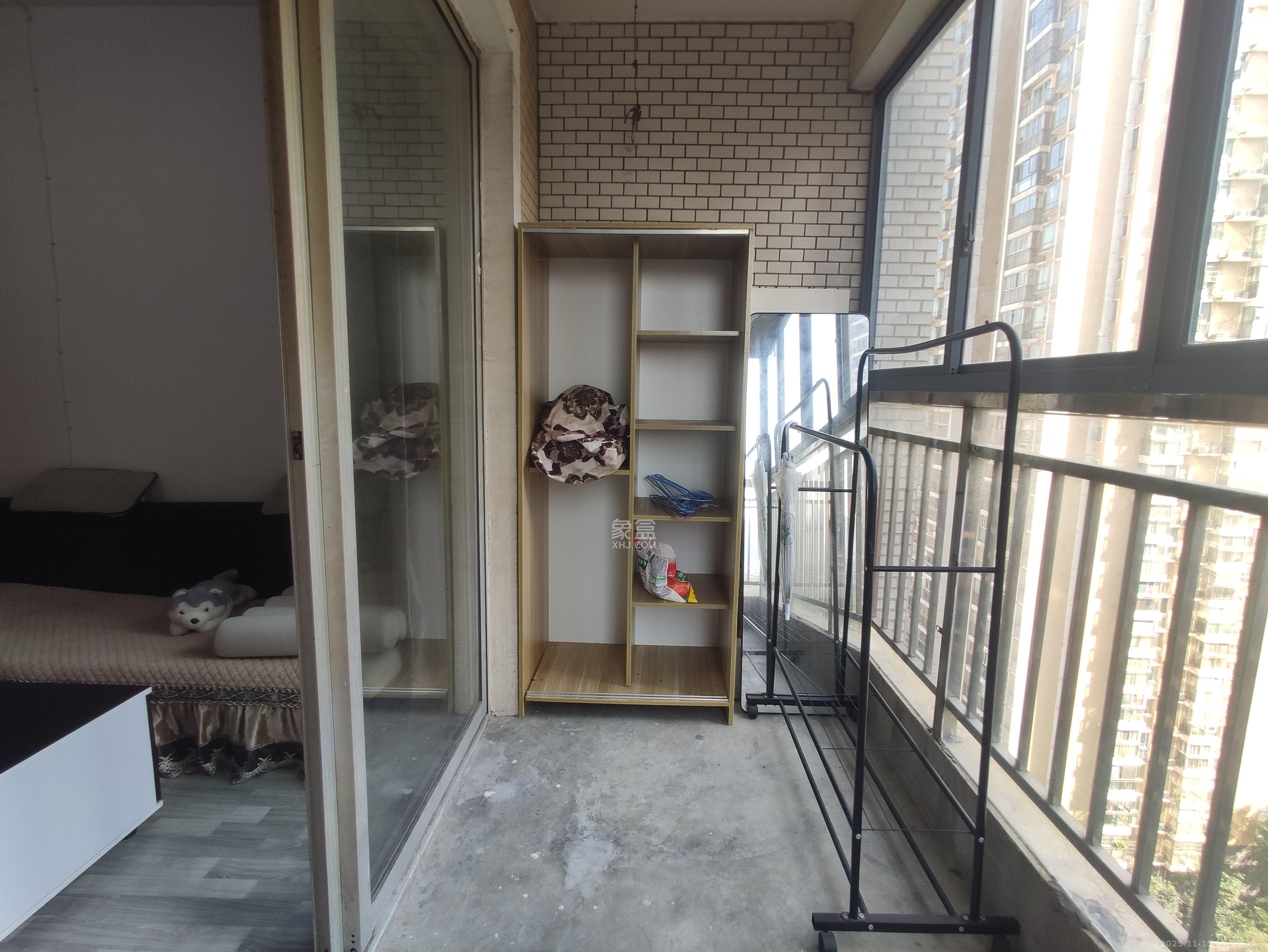 凯通国际城(凯通朝庭) 1室0厅0卫 1800.0元/月 凯通国际城(凯通朝庭) 1室0厅0卫 1800.0元/月室内图