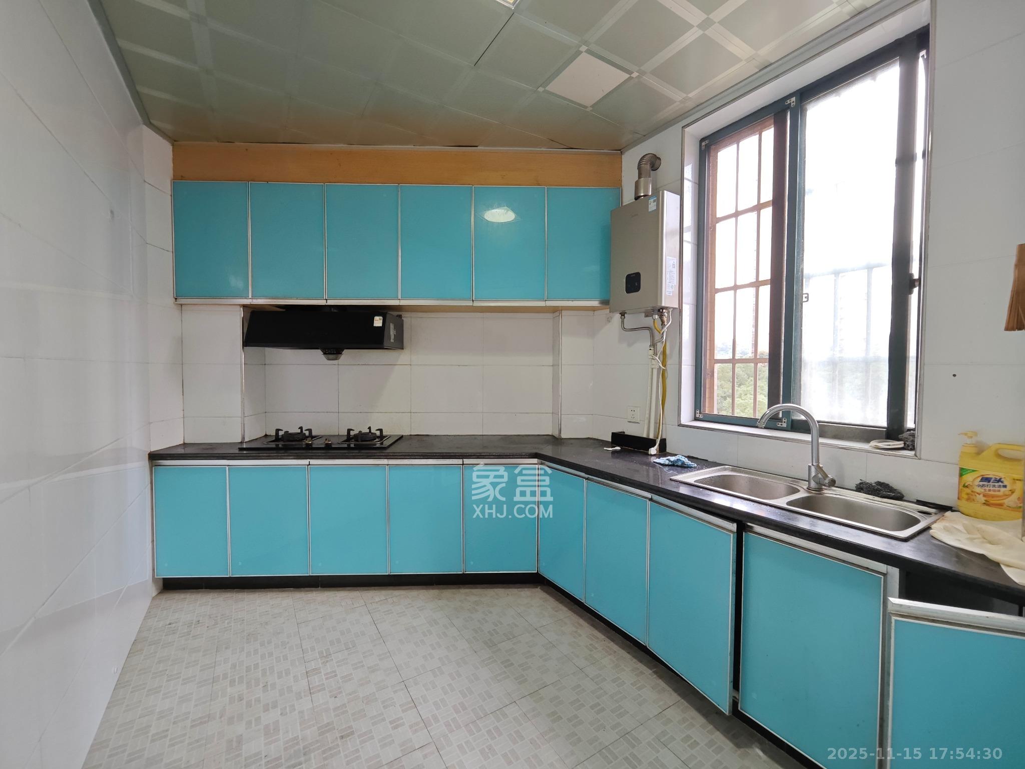 诚兴园  2室2厅1卫    1900.0元/月室内图