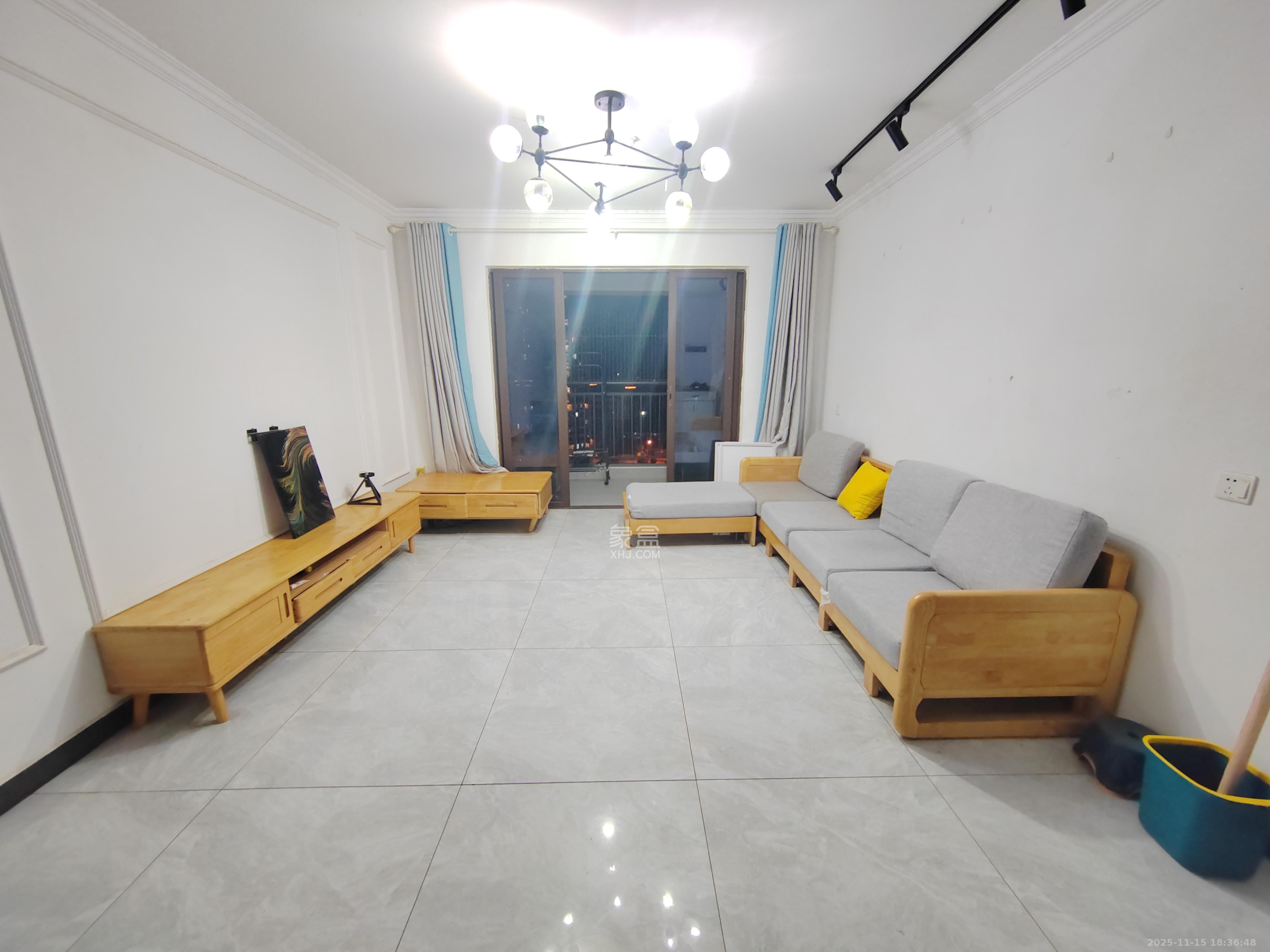 卓越浅水湾 1室0厅0卫 3100.0元/月 卓越浅水湾 1室0厅0卫 3100.0元/月室内图