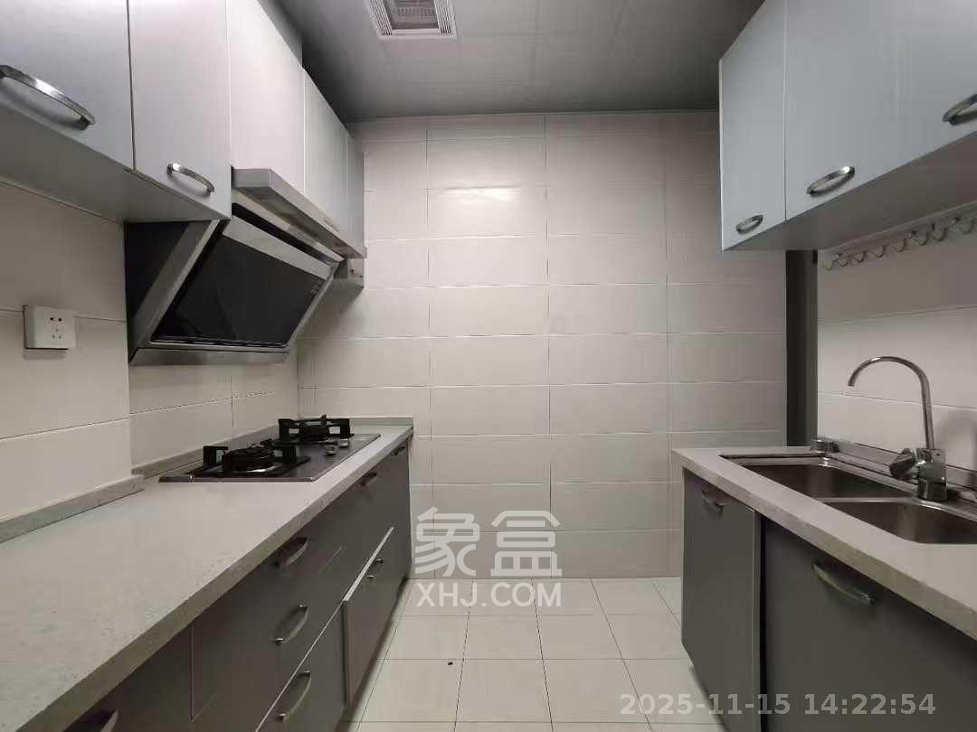 达美D6区  3室2厅1卫    3000.0元/月室内图