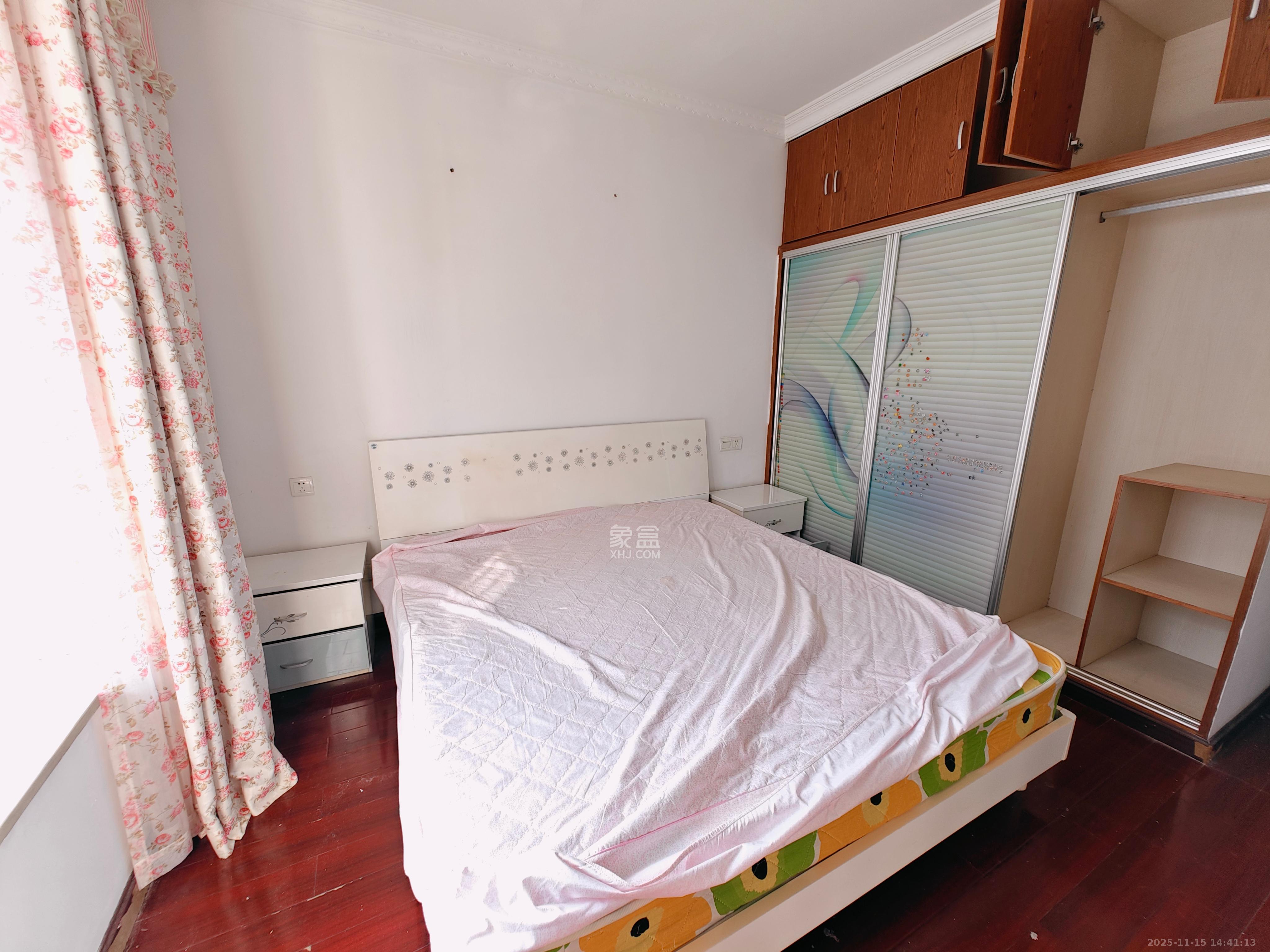 湘翰御舍  3室2厅1卫    2280.0元/月室内图