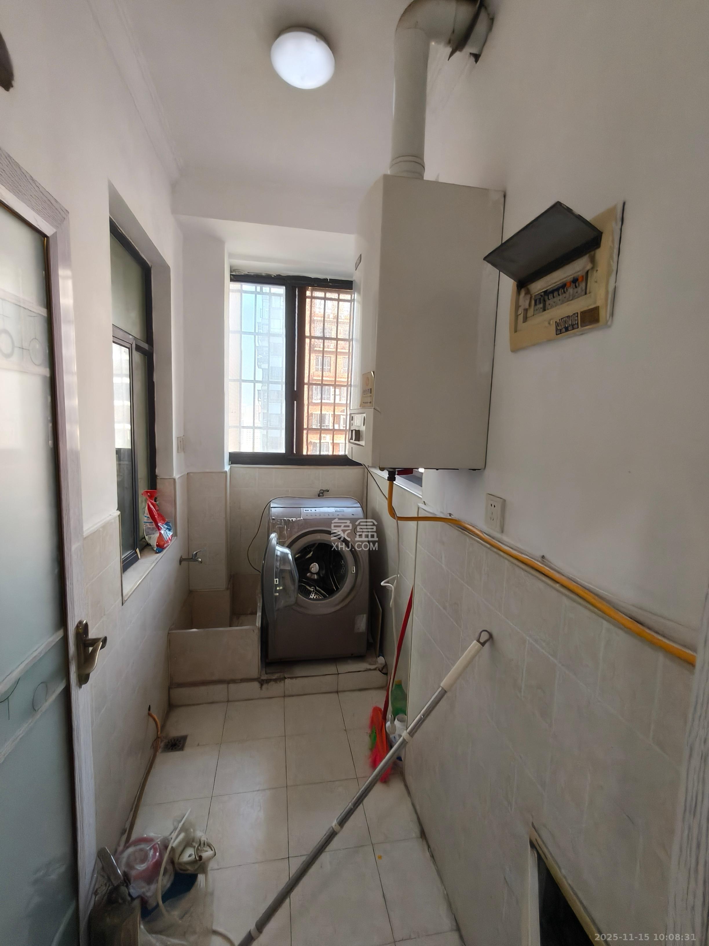 湘府名邸（同力家园）  4室2厅1卫    3000.0元/月室内图