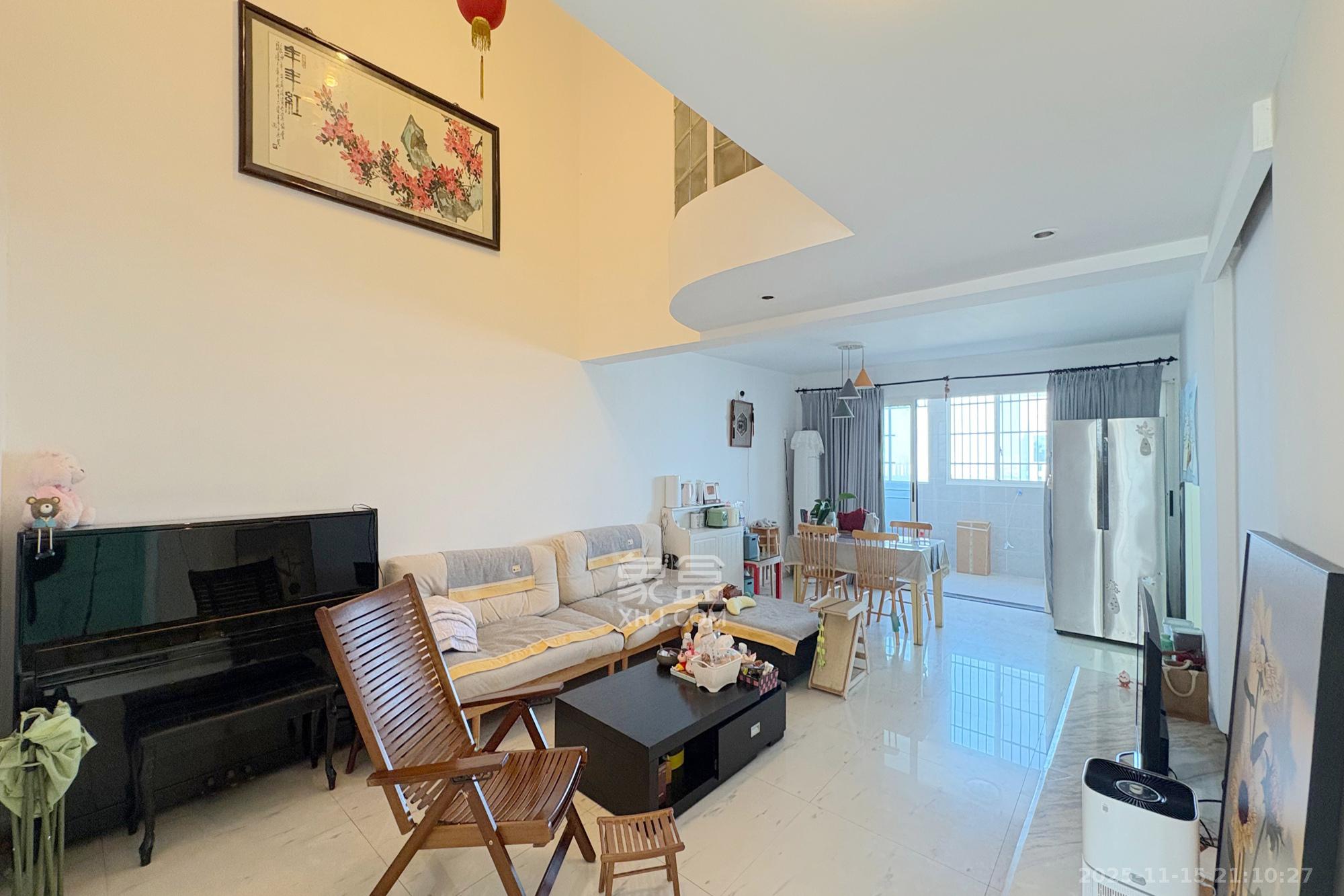 香格里嘉园 3室1厅1卫 121.0万 香格里嘉园 3室1厅1卫 121.0万客厅