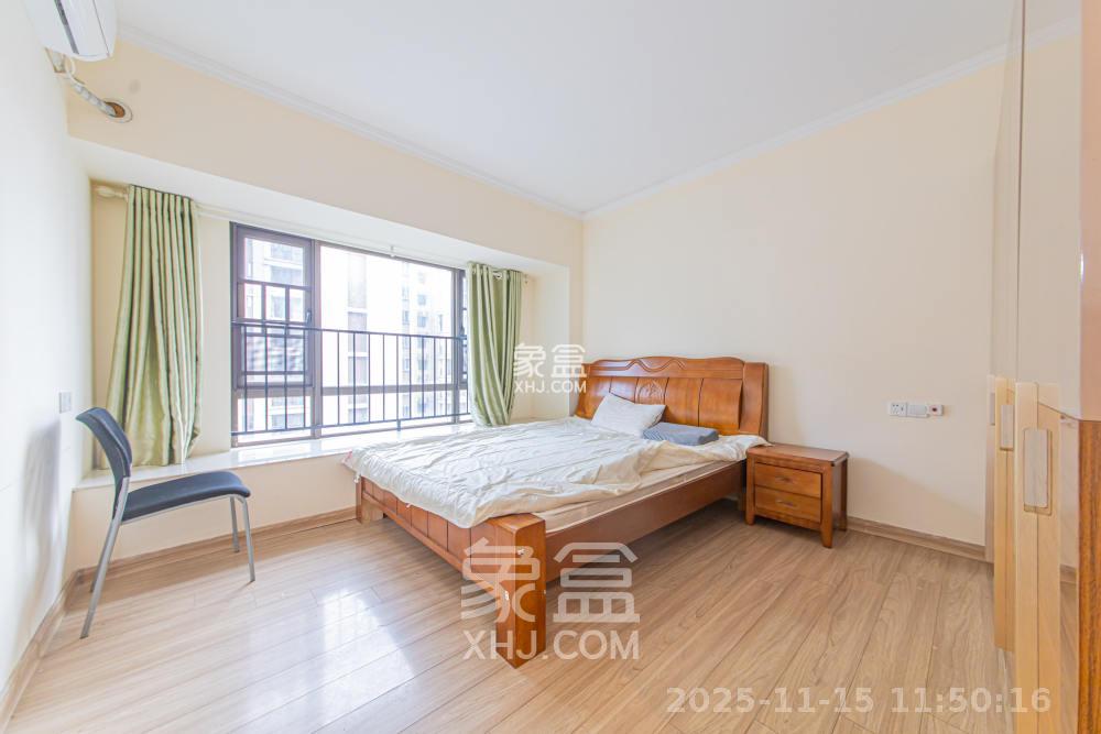 碧桂园公园壹号(凯怡茗苑) 3室2厅2卫 1900.0元/月 碧桂园公园壹号(凯怡茗苑) 3室2厅2卫 1900.0元/月室内图