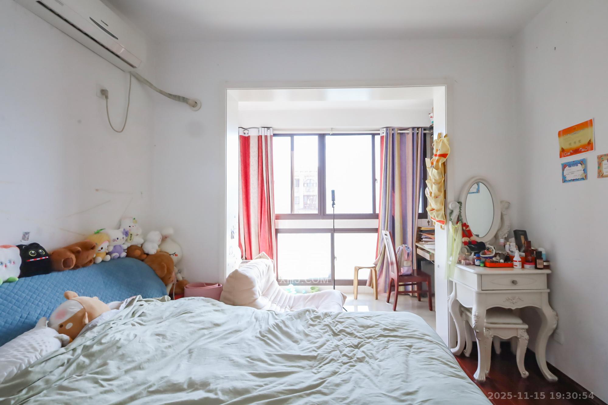 阳光丽城一期 2室1厅1卫 76.0万 阳光丽城一期 2室1厅1卫 76.0万卧室