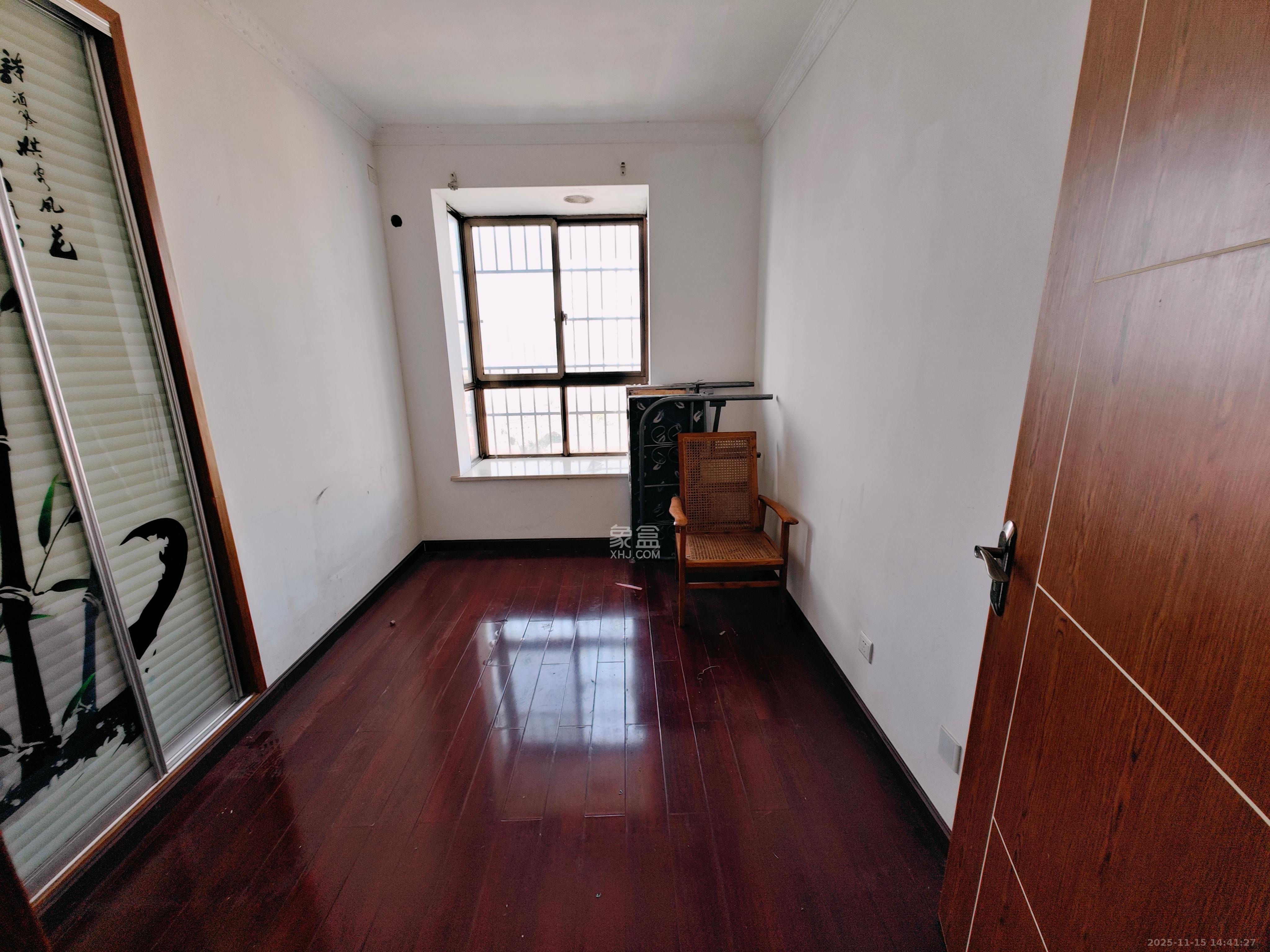 湘翰御舍 3室2厅1卫 2280.0元/月 湘翰御舍 3室2厅1卫 2280.0元/月室内图