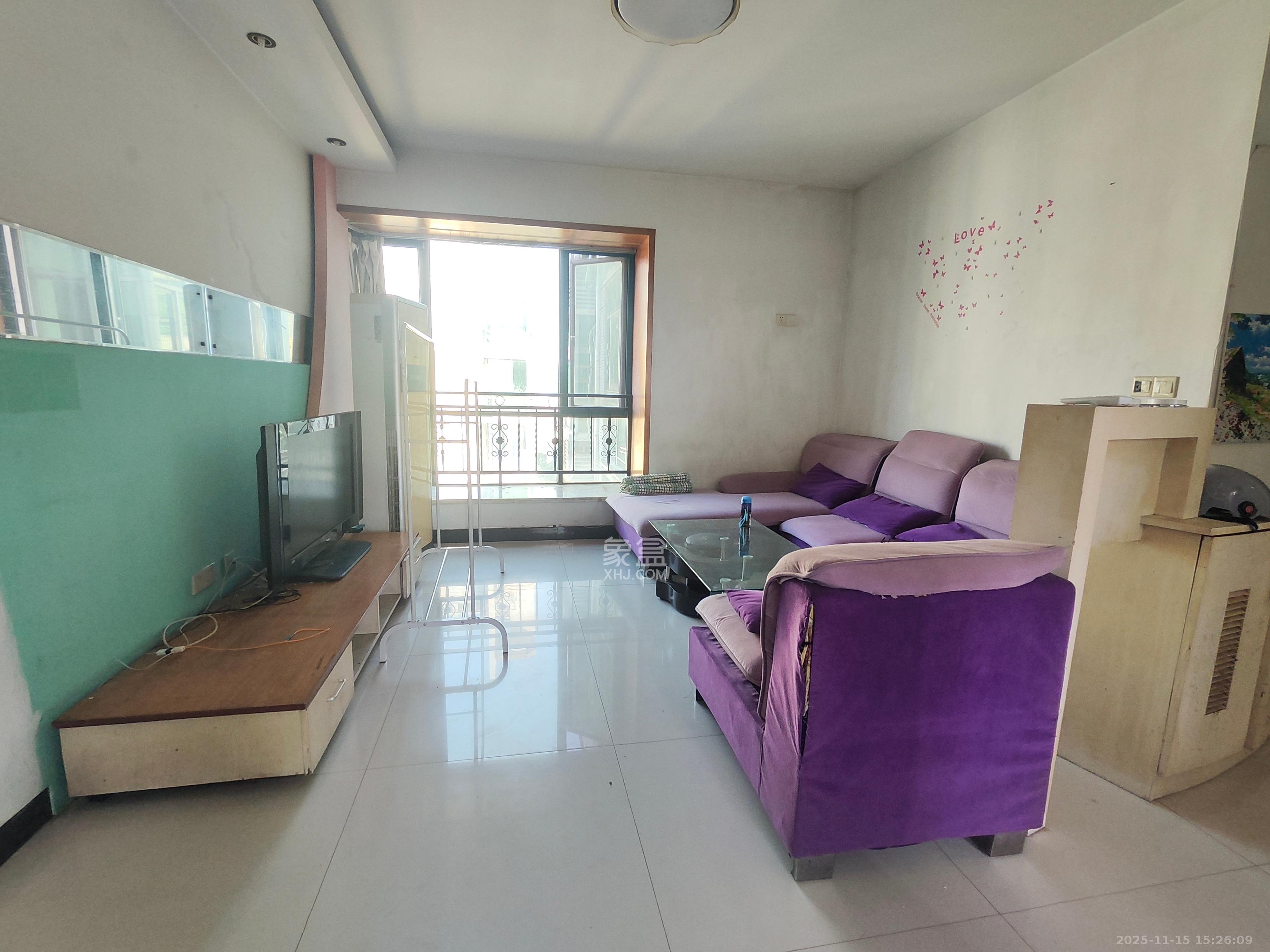 颐美园 2室1厅1卫 2400.0元/月 颐美园 2室1厅1卫 2400.0元/月室内图