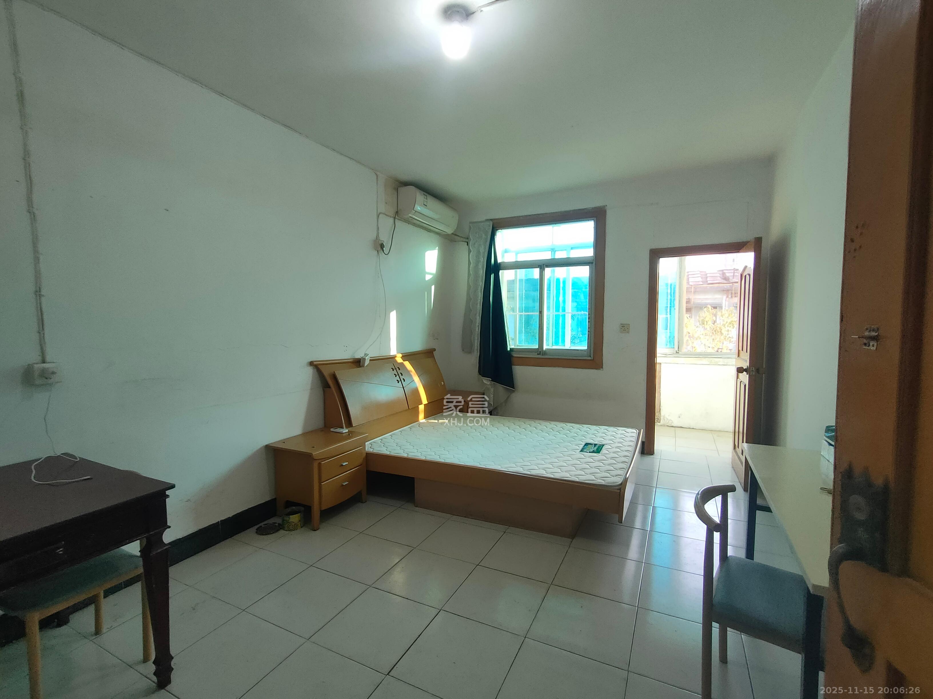 桂花井巷散盘  1室2厅1卫    2000.0元/月室内图