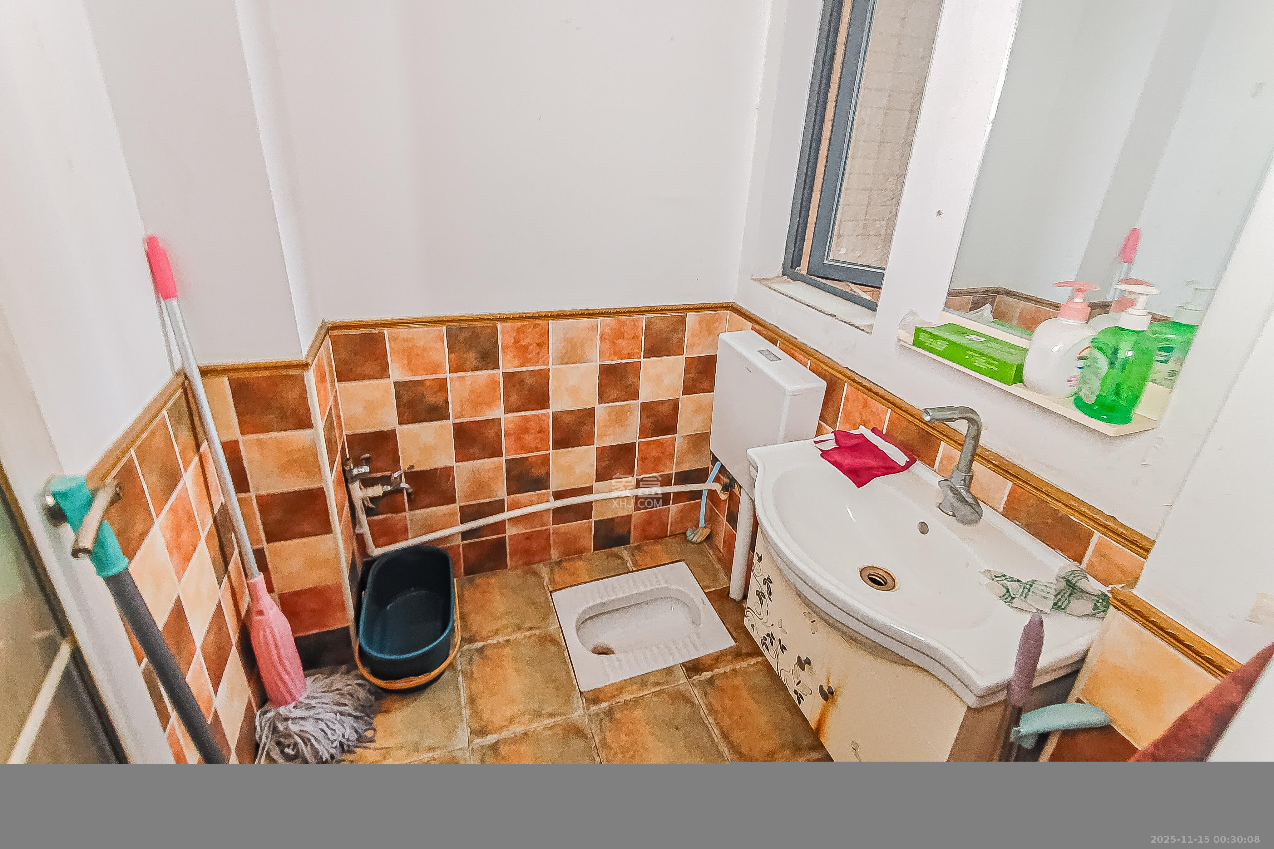 万博汇  2室1厅1卫    56.8万卫生间