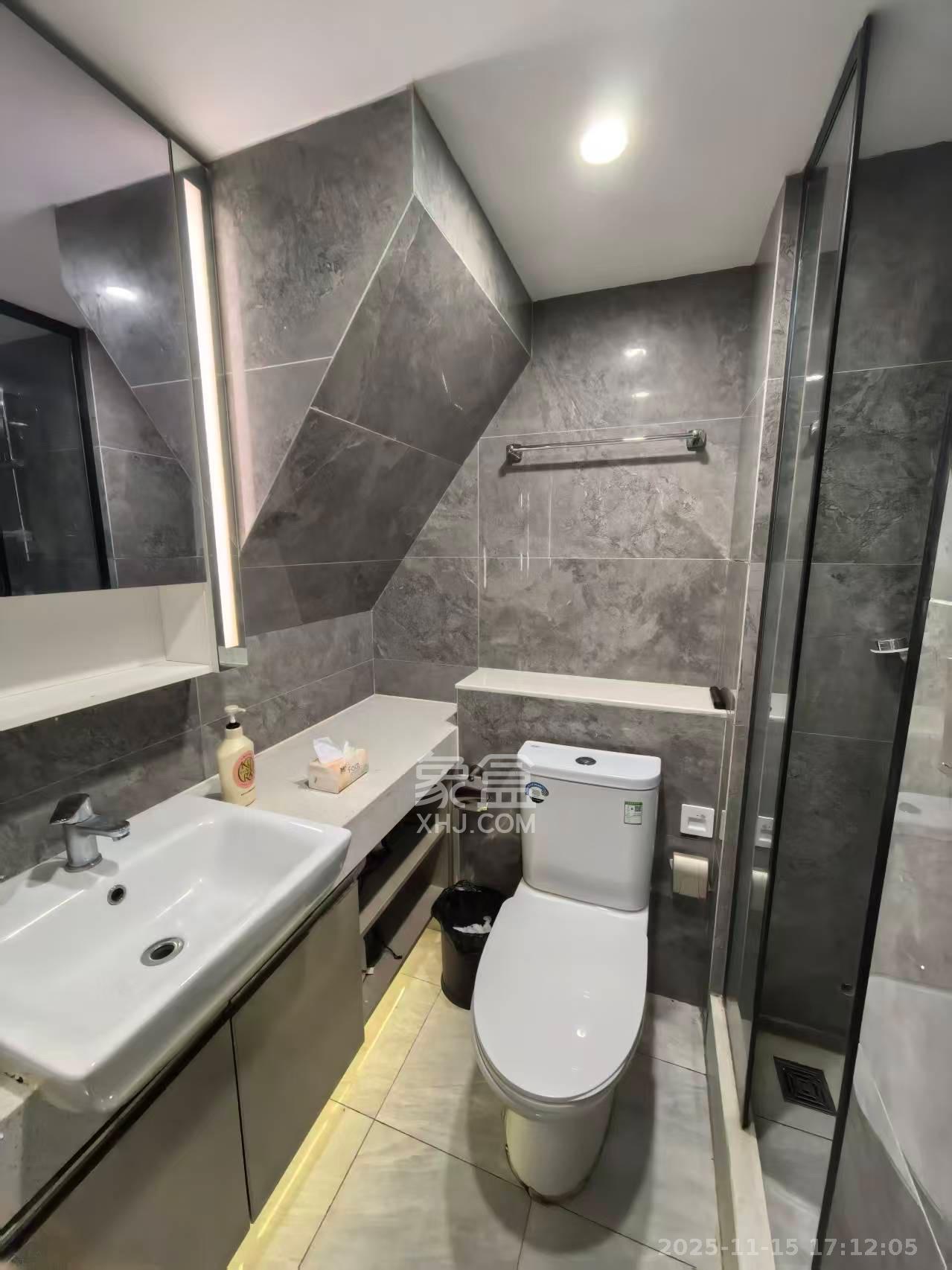 华远华时代  2室2厅1卫    2300.0元/月室内图