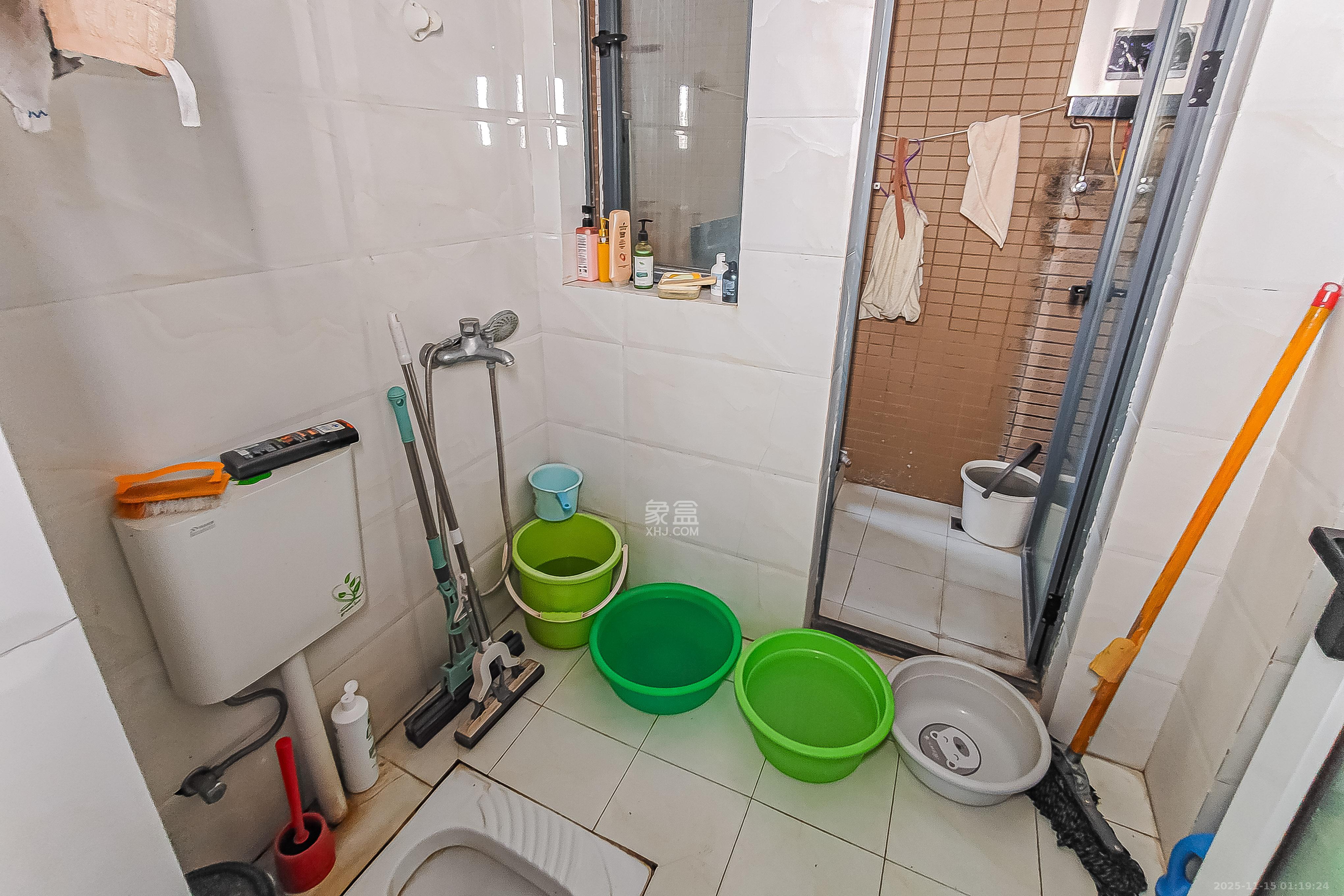 万博汇  2室1厅1卫    103.0万卫生间