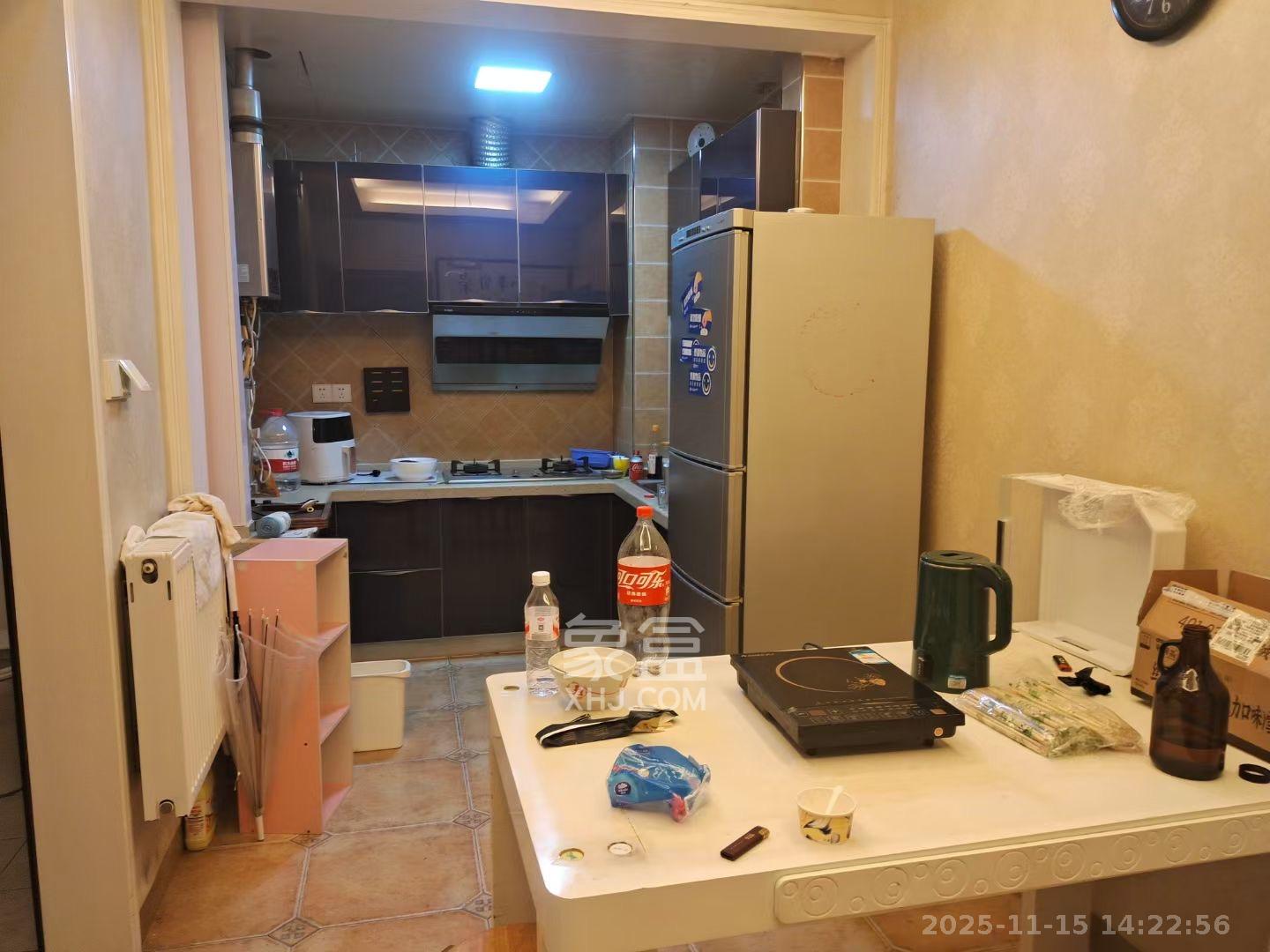 上峰苑(兰亭玥岛) 2室1厅1卫 2400.0元/月 上峰苑(兰亭玥岛) 2室1厅1卫 2400.0元/月室内图