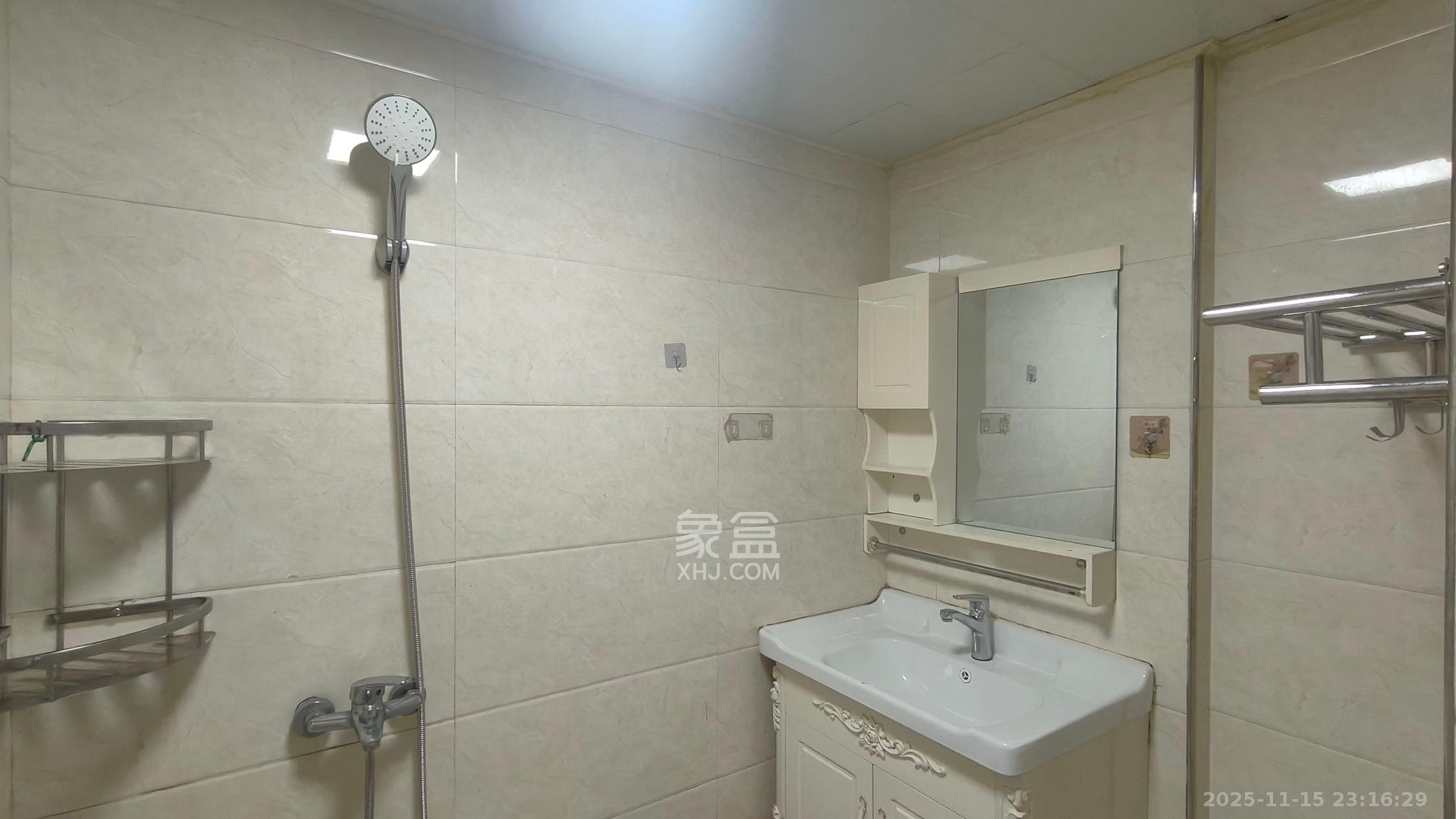 圭塘三小区  1室0厅0卫    1650.0元/月室内图