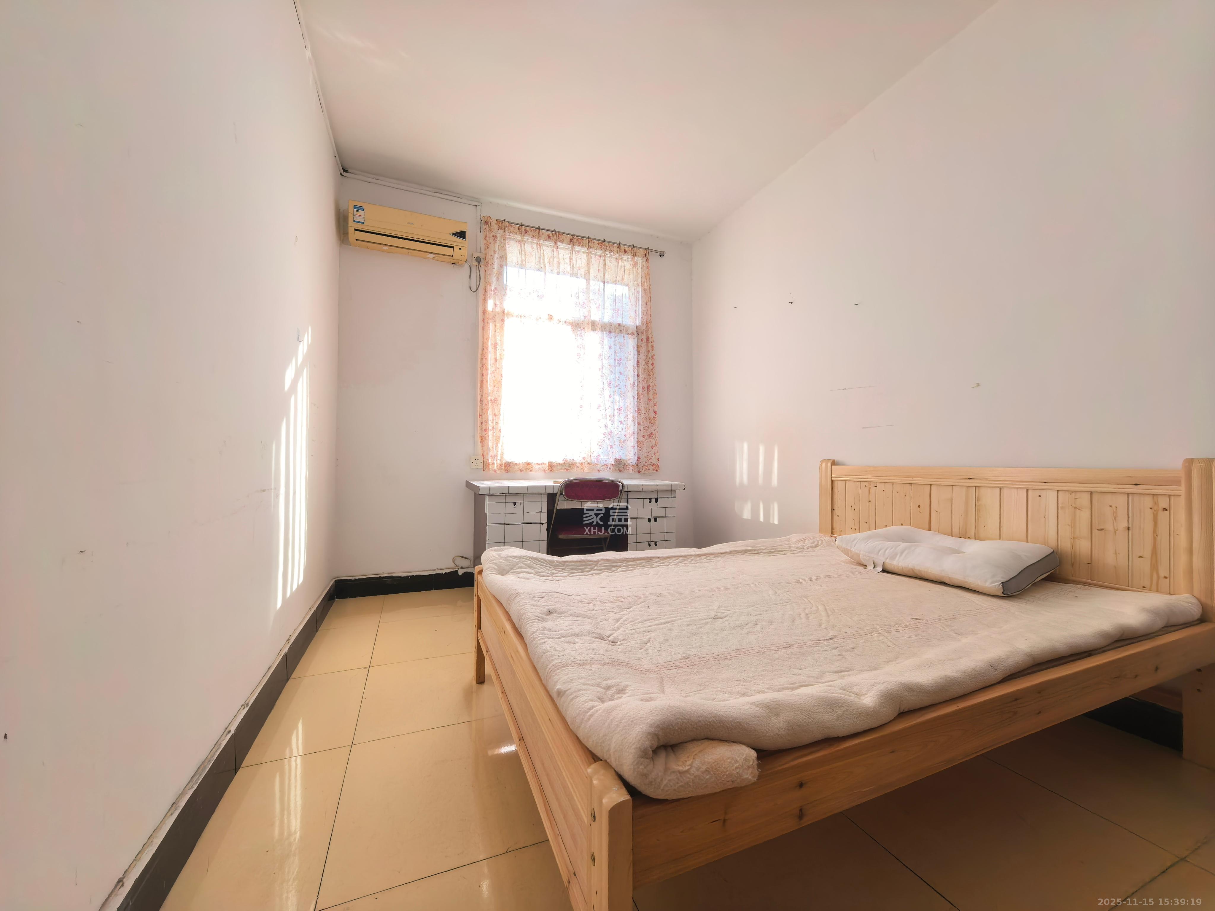 牛角塘社区  2室1厅1卫    1500.0元/月室内图