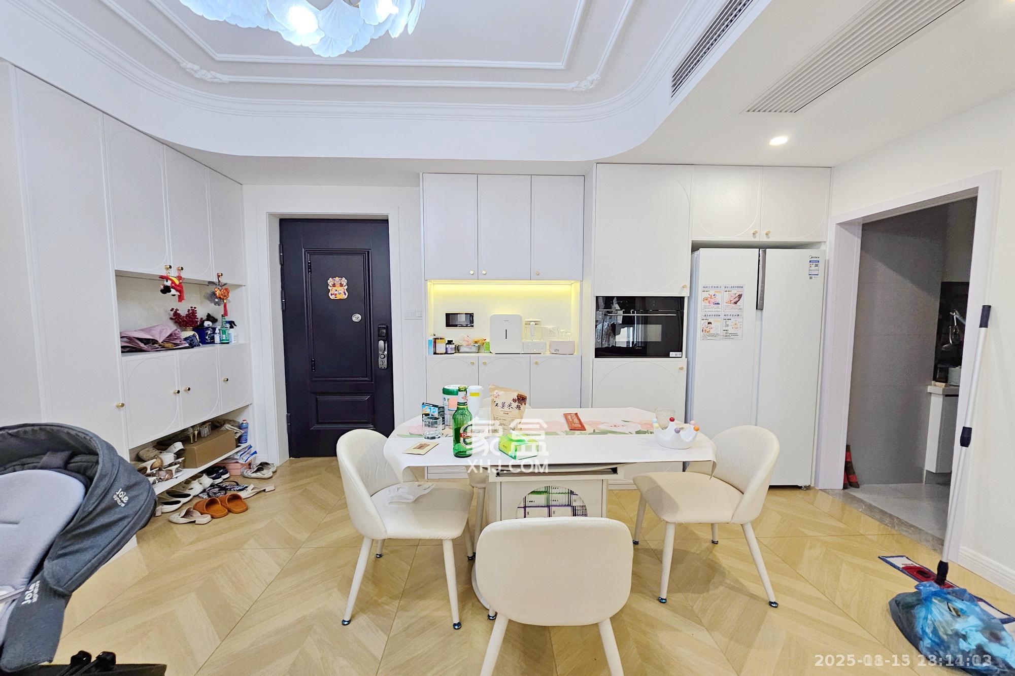 明昇壹城（明昇时代广场）二期  3室2厅2卫    3600.0元/月室内图