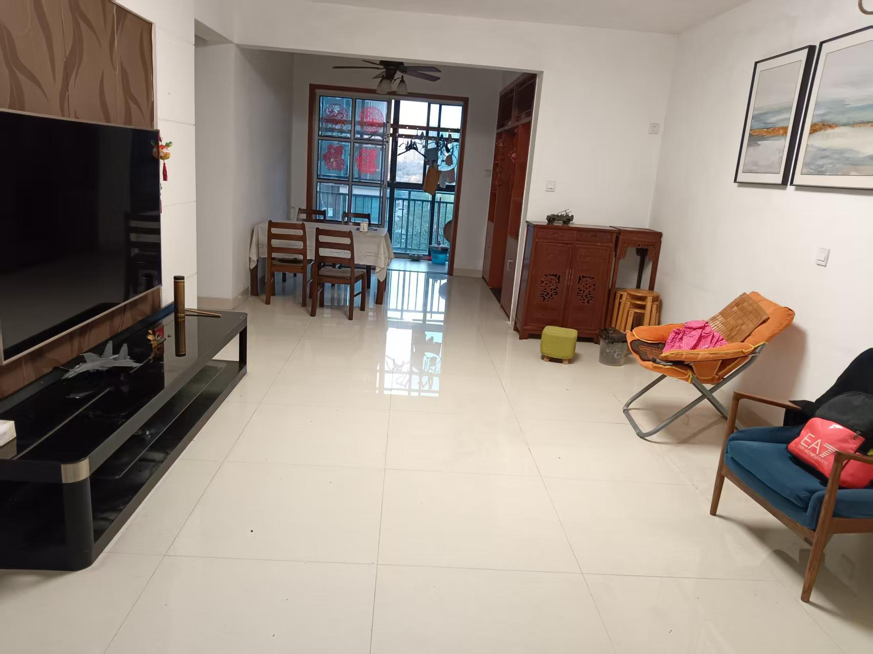 中央皇庭  3室2厅2卫    55.8万室内图