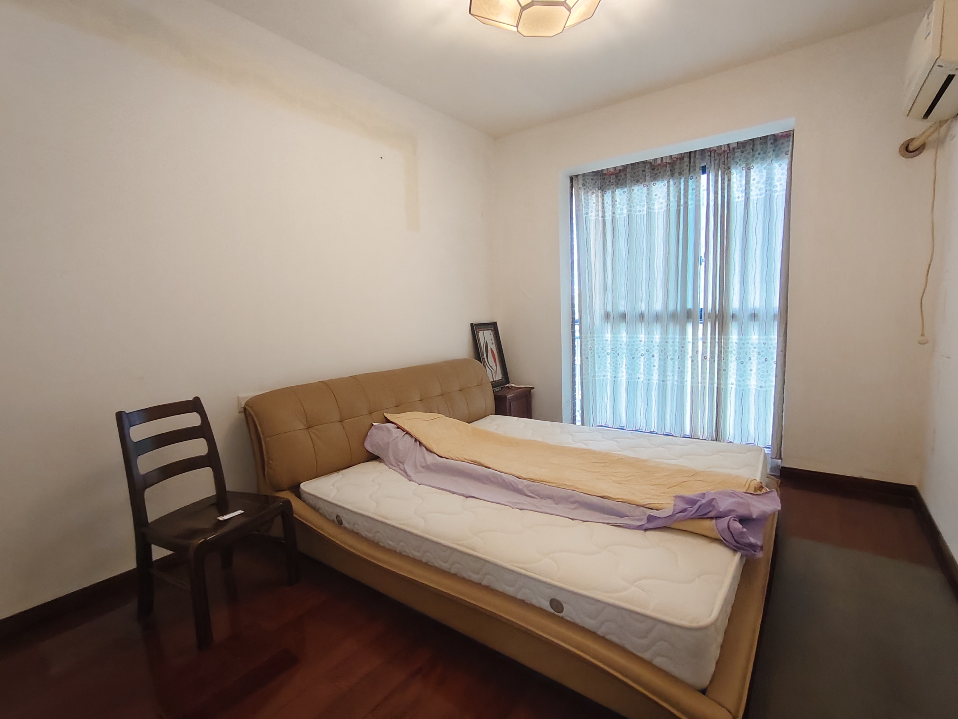 中央皇庭  3室2厅2卫    55.8万室内图