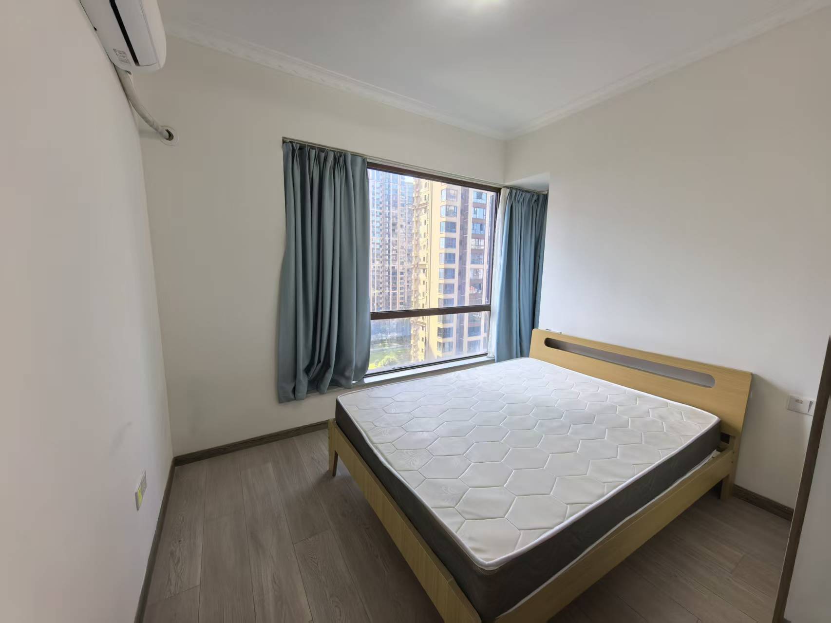 金轮津桥华府  3室2厅2卫    60.0万室内图