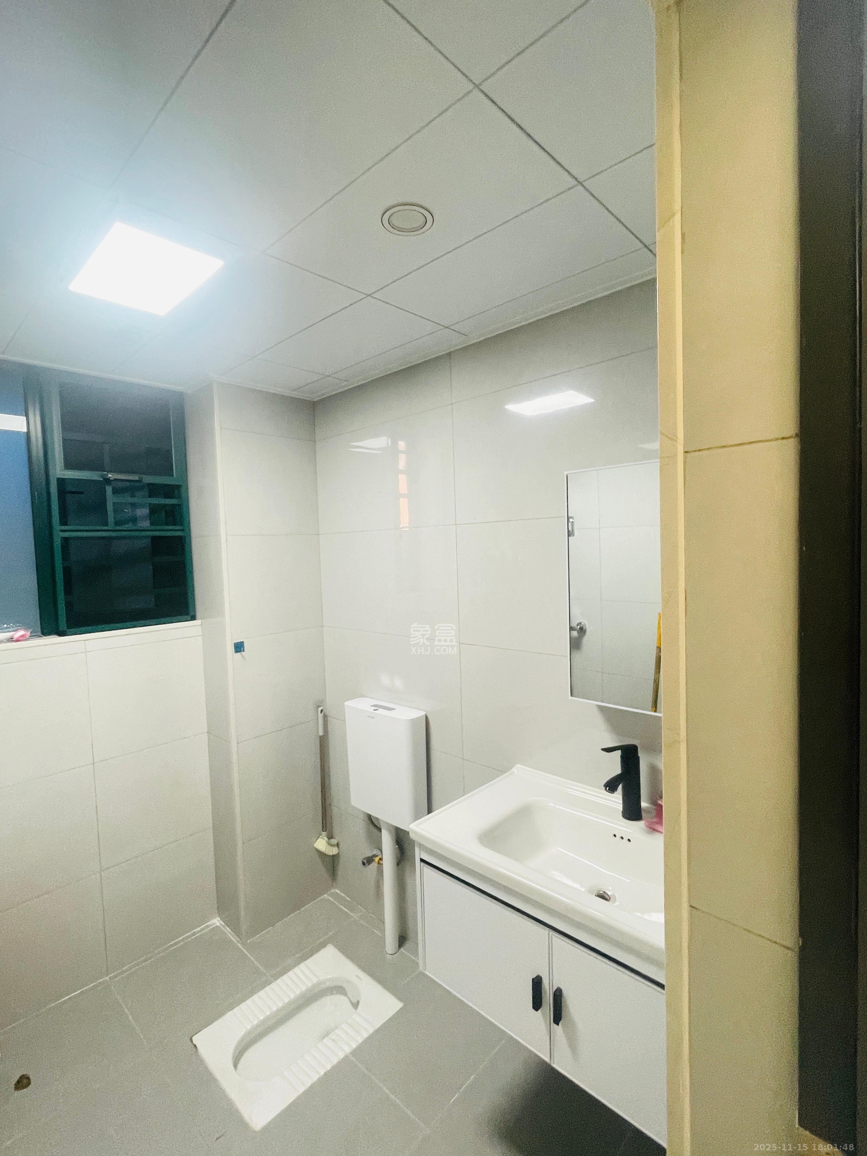 富基世纪公园 3室2厅1卫 1600.0元/月 富基世纪公园 3室2厅1卫 1600.0元/月室内图