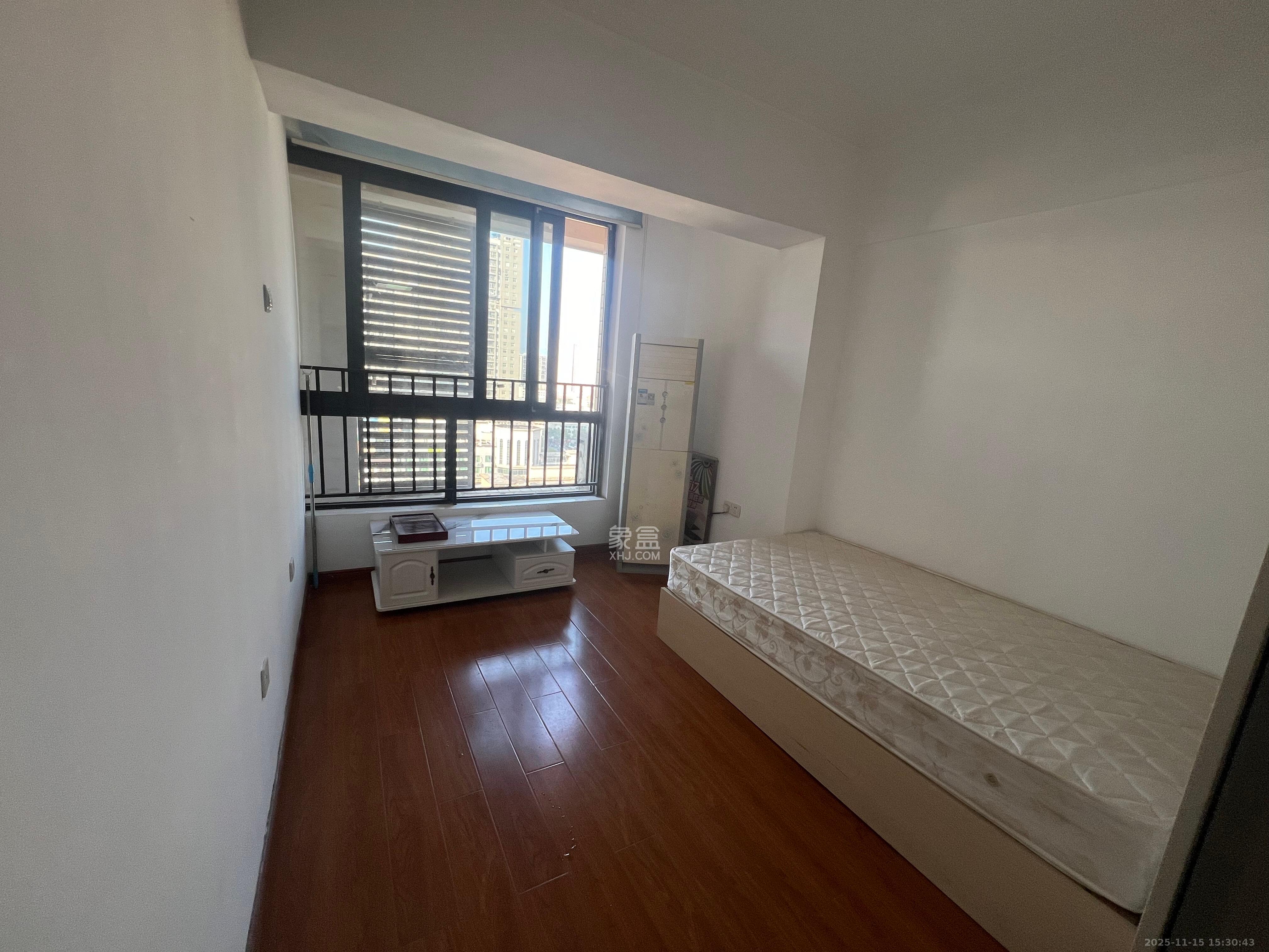 凯通国际城（凯通朝庭）  2室1厅1卫    2000.0元/月室内图