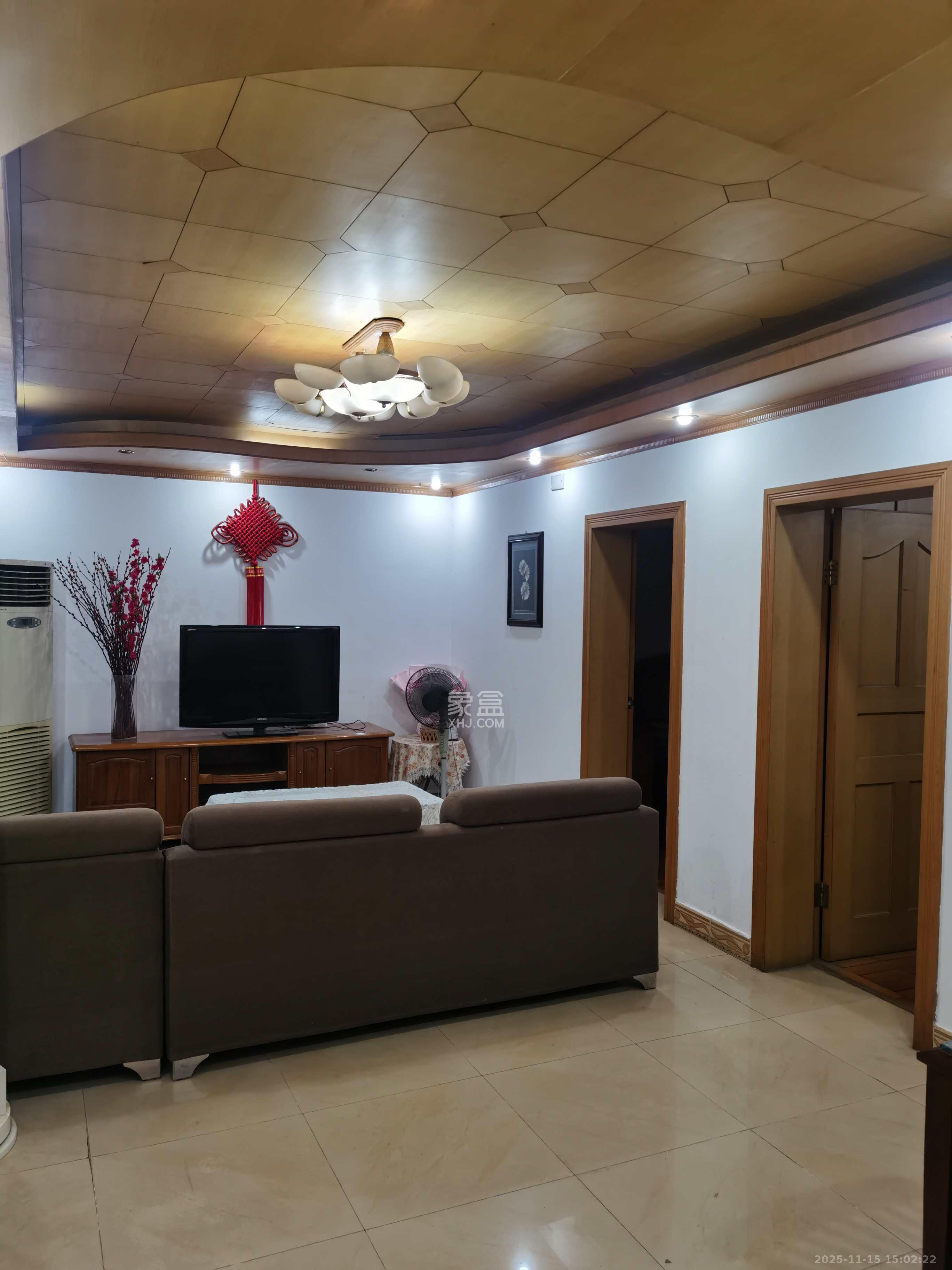 湖开小区（湖南开关厂宿舍）/南大桥社区  1室2厅1卫    1200.0元/月