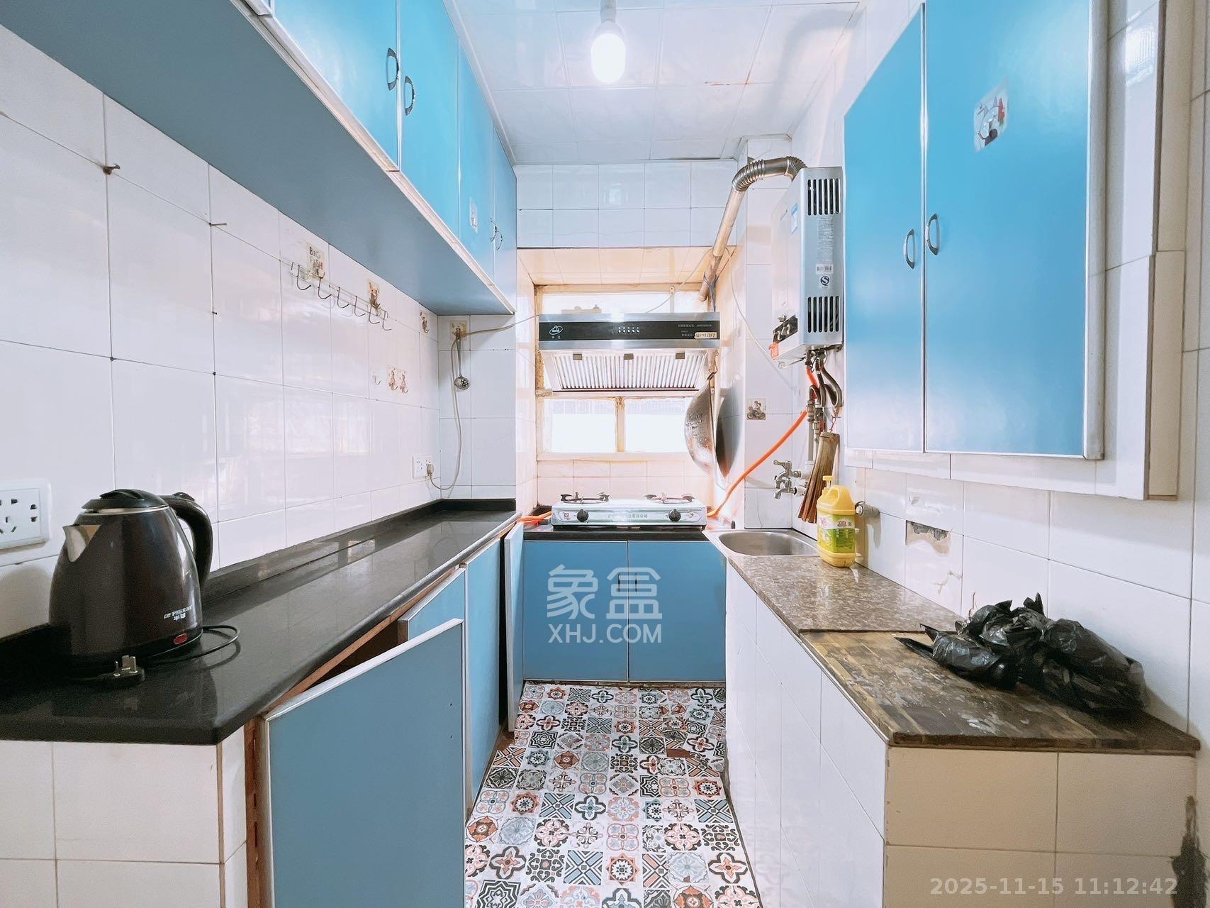 景园小区  2室1厅1卫    1800.0元/月室内图