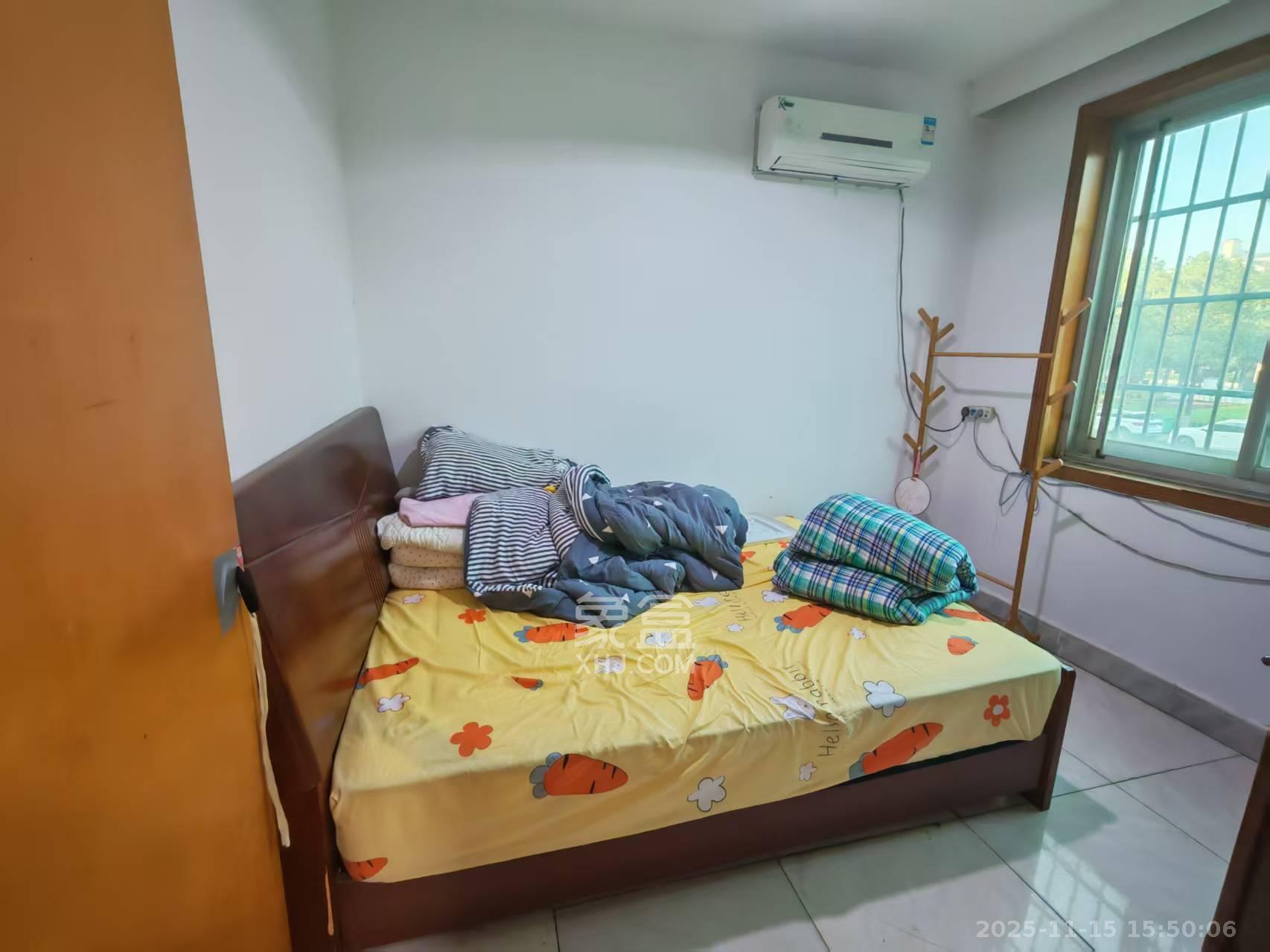 咸嘉新村嘉文苑  3室2厅1卫    2200.0元/月室内图