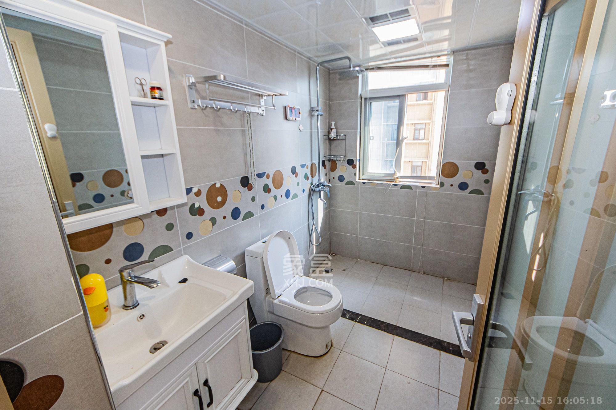 北辰三角洲C2区  3室2厅2卫    4500.0元/月室内图