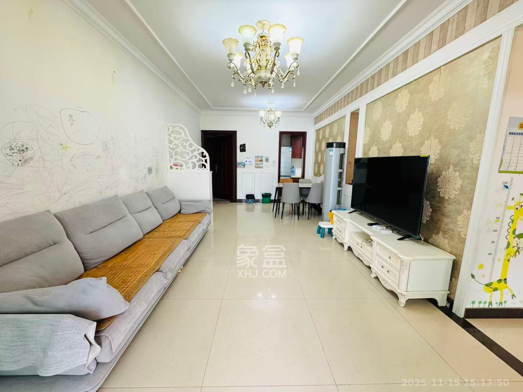 恒大御景湾  3室2厅1卫    2800.0元/月室内图