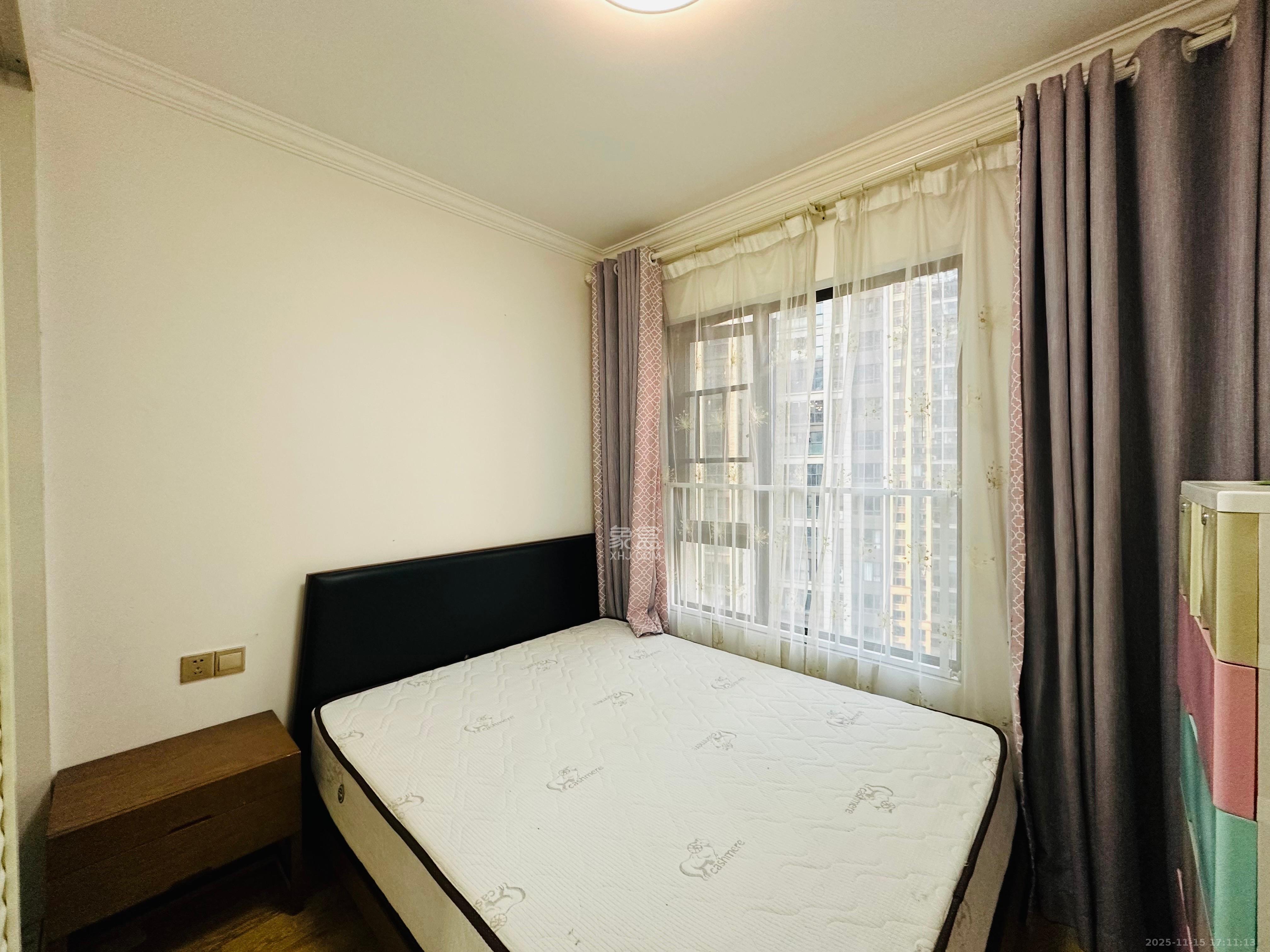 南山雍江汇（滨江国际新城）  3室2厅1卫    3200.0元/月室内图