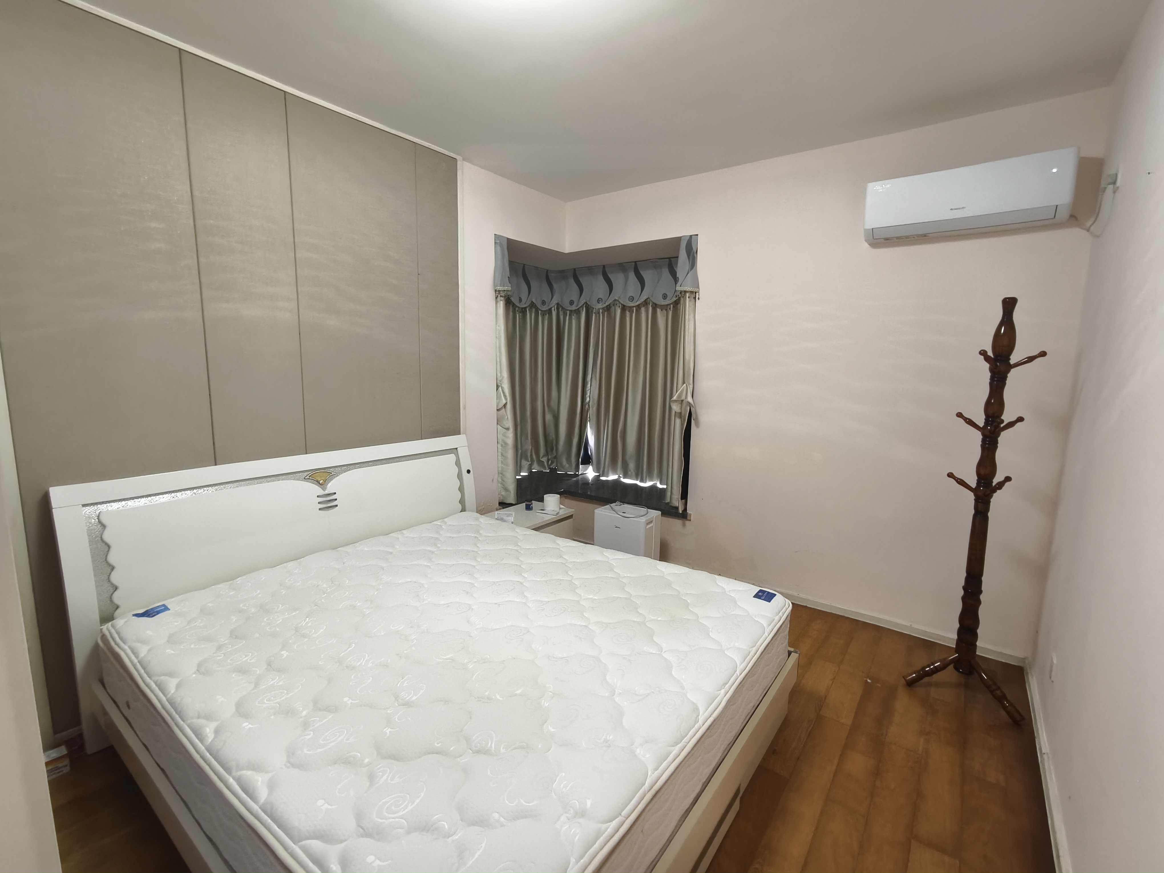 海阔天空-国瑞城二期（雅仕苑）  2室2厅1卫    3200.0元/月室内图