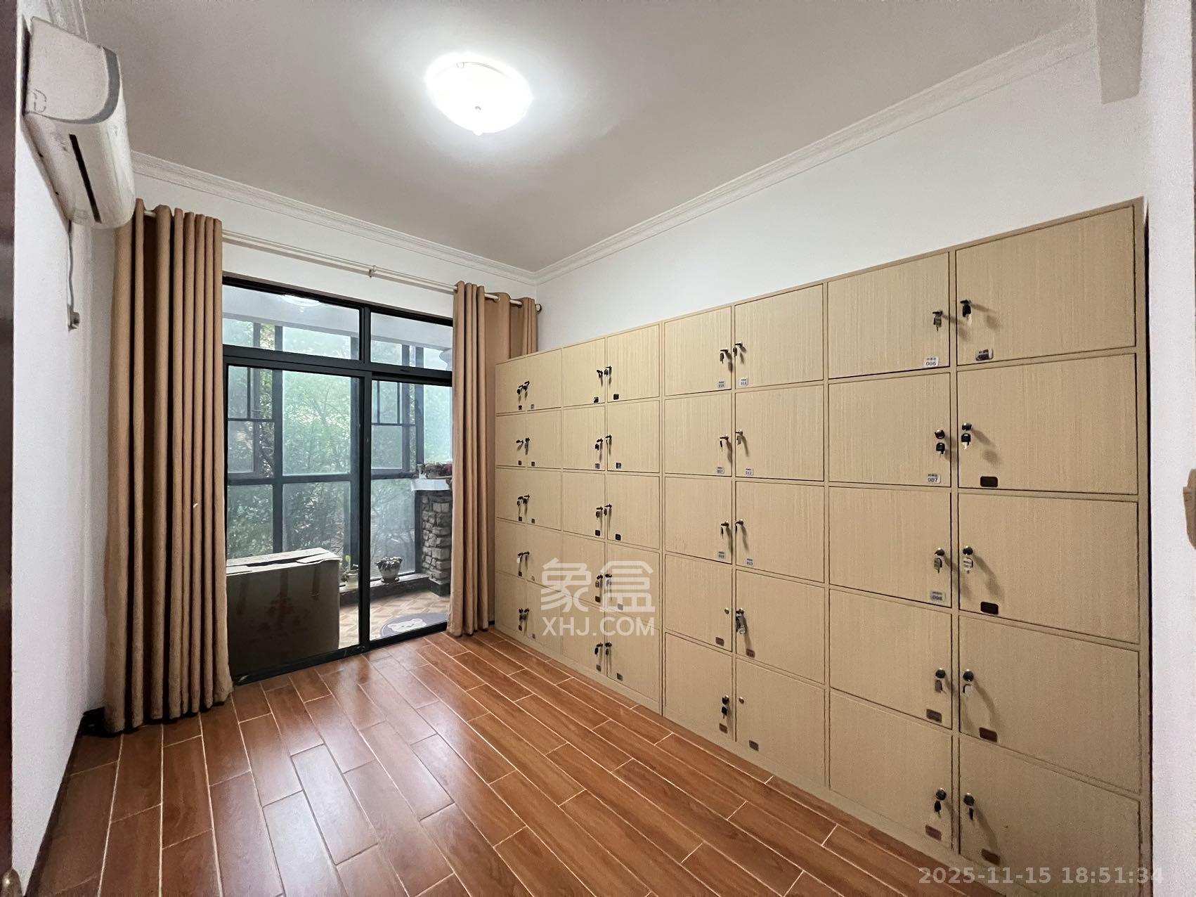 中建芙蓉和苑  3室2厅1卫    3500.0元/月室内图