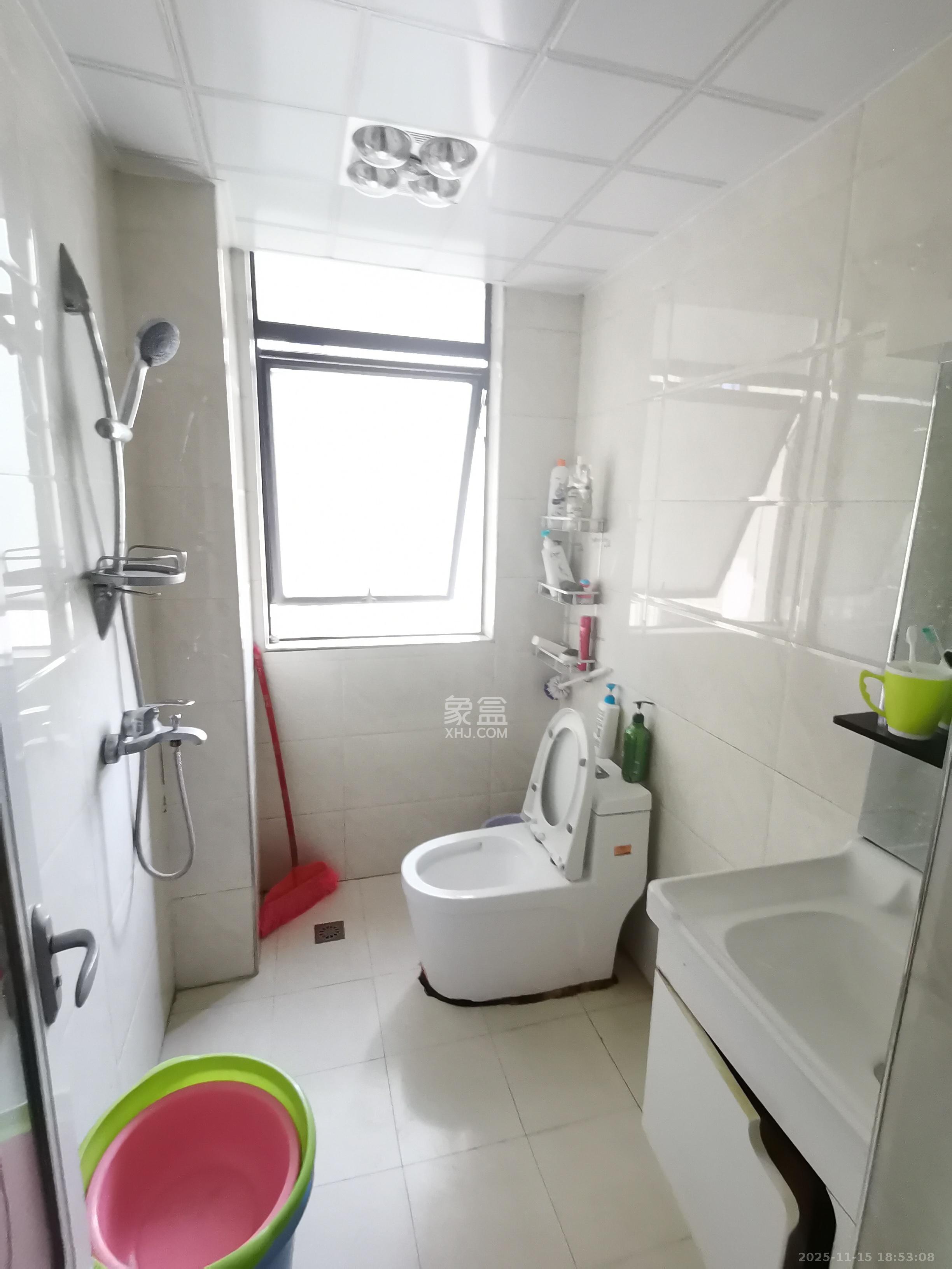 天元涉外景园C区  2室2厅1卫    2100.0元/月室内图