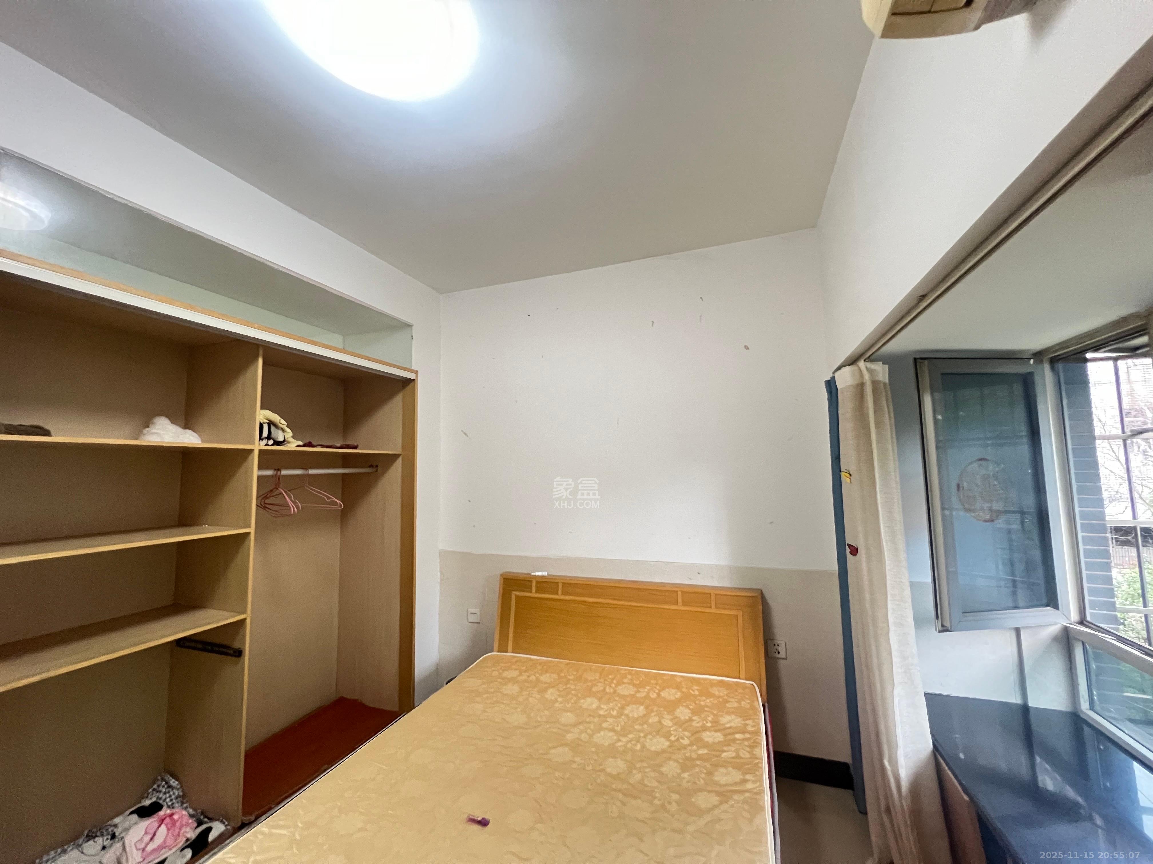 红区抽屉 1室1厅1卫 1550.0元/月 红区抽屉 1室1厅1卫 1550.0元/月室内图