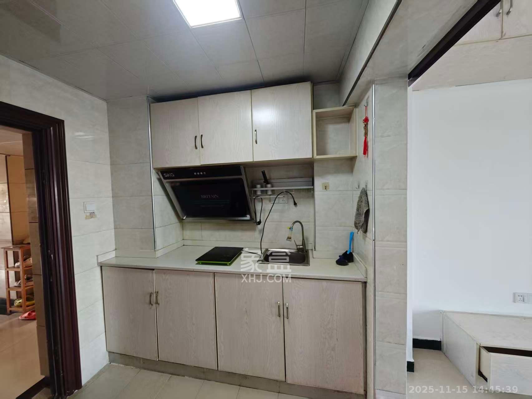 世纪桃花苑  1室1厅1卫    1300.0元/月室内图