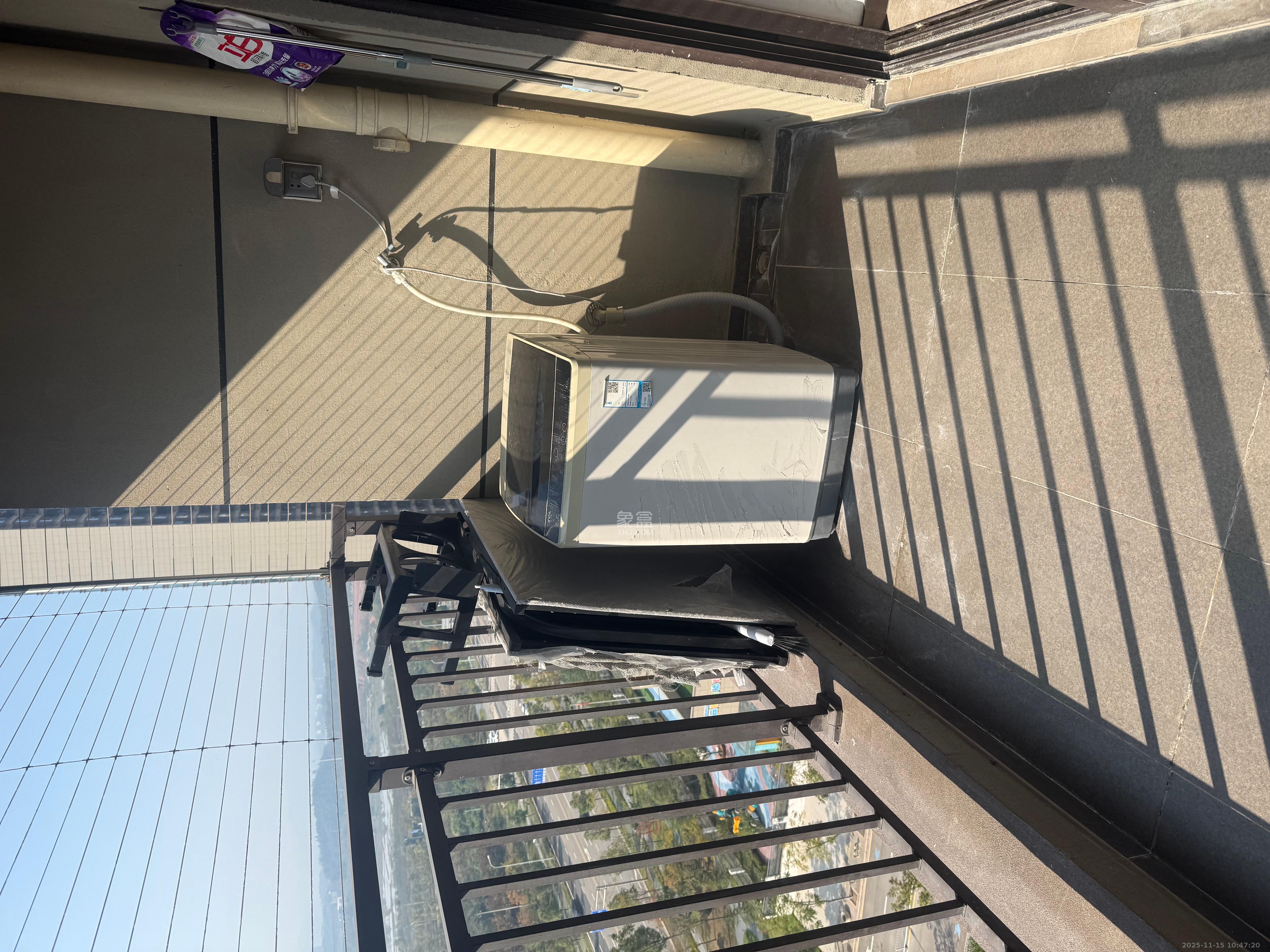 招商华发依云曦城  3室2厅2卫    2300.0元/月室内图