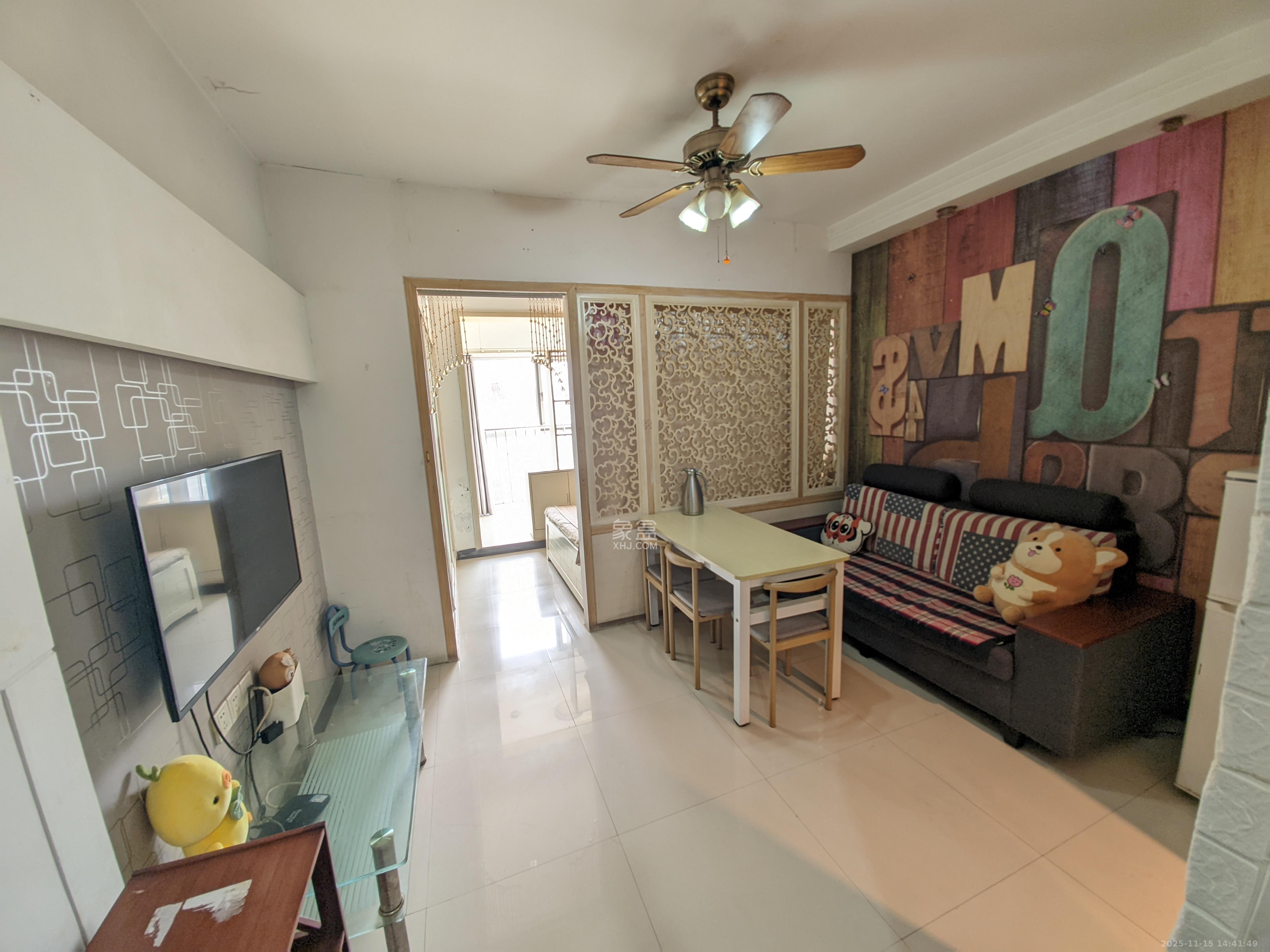 左岸右岸 2室1厅1卫 1600.0元/月 左岸右岸 2室1厅1卫 1600.0元/月室内图