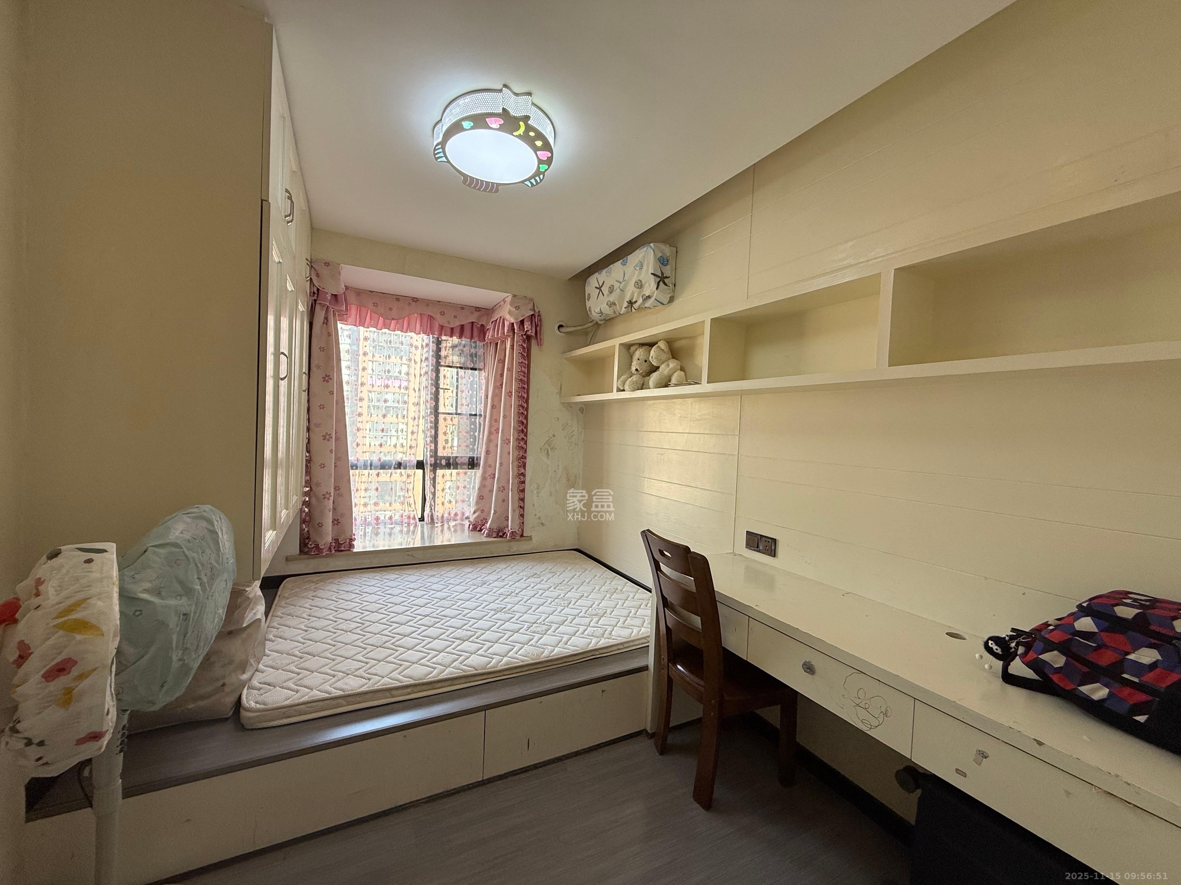 长沙欧洲城  4室2厅2卫    3500.0元/月