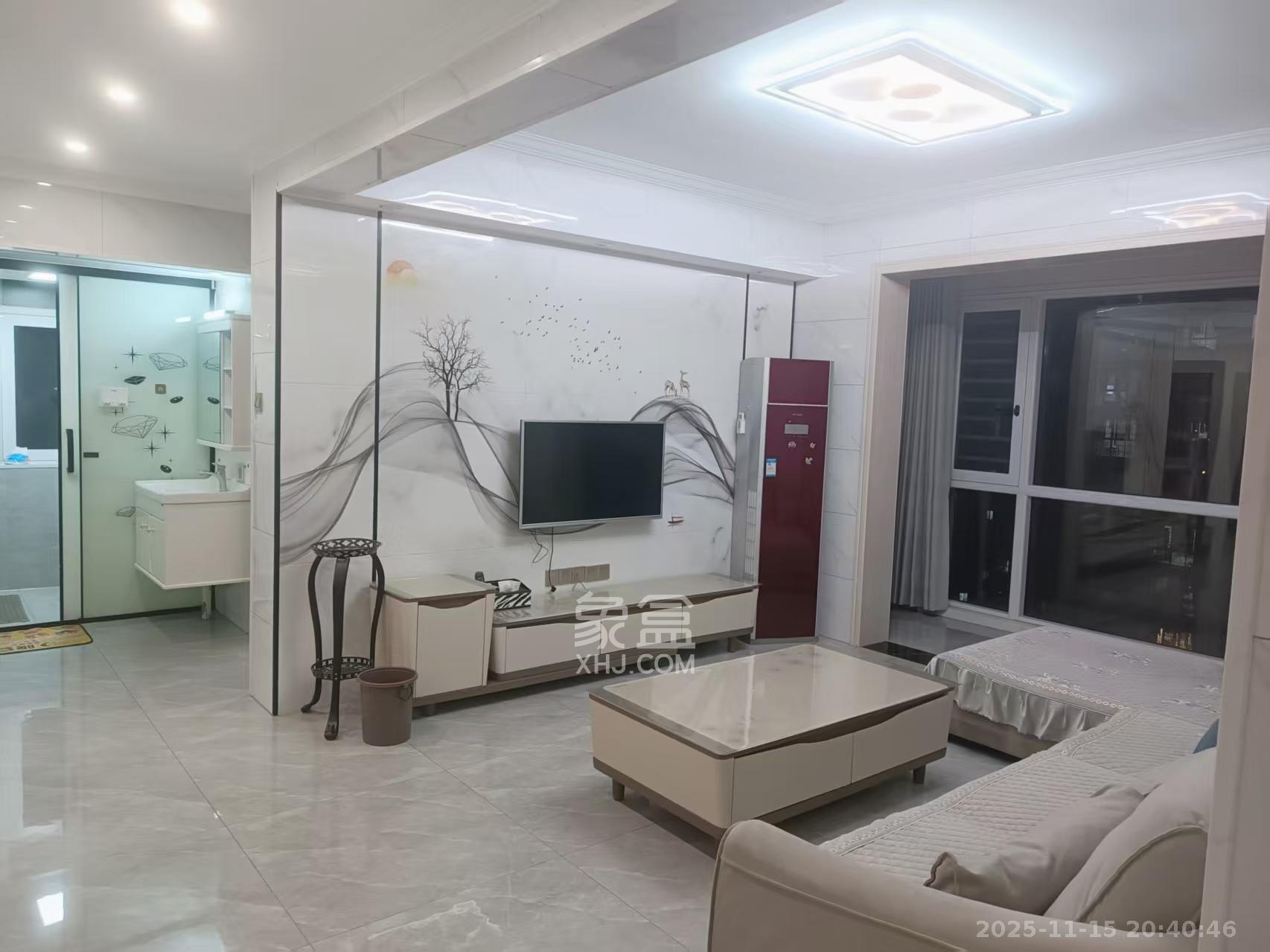 星城新宇川河苑  3室2厅1卫    2200.0元/月